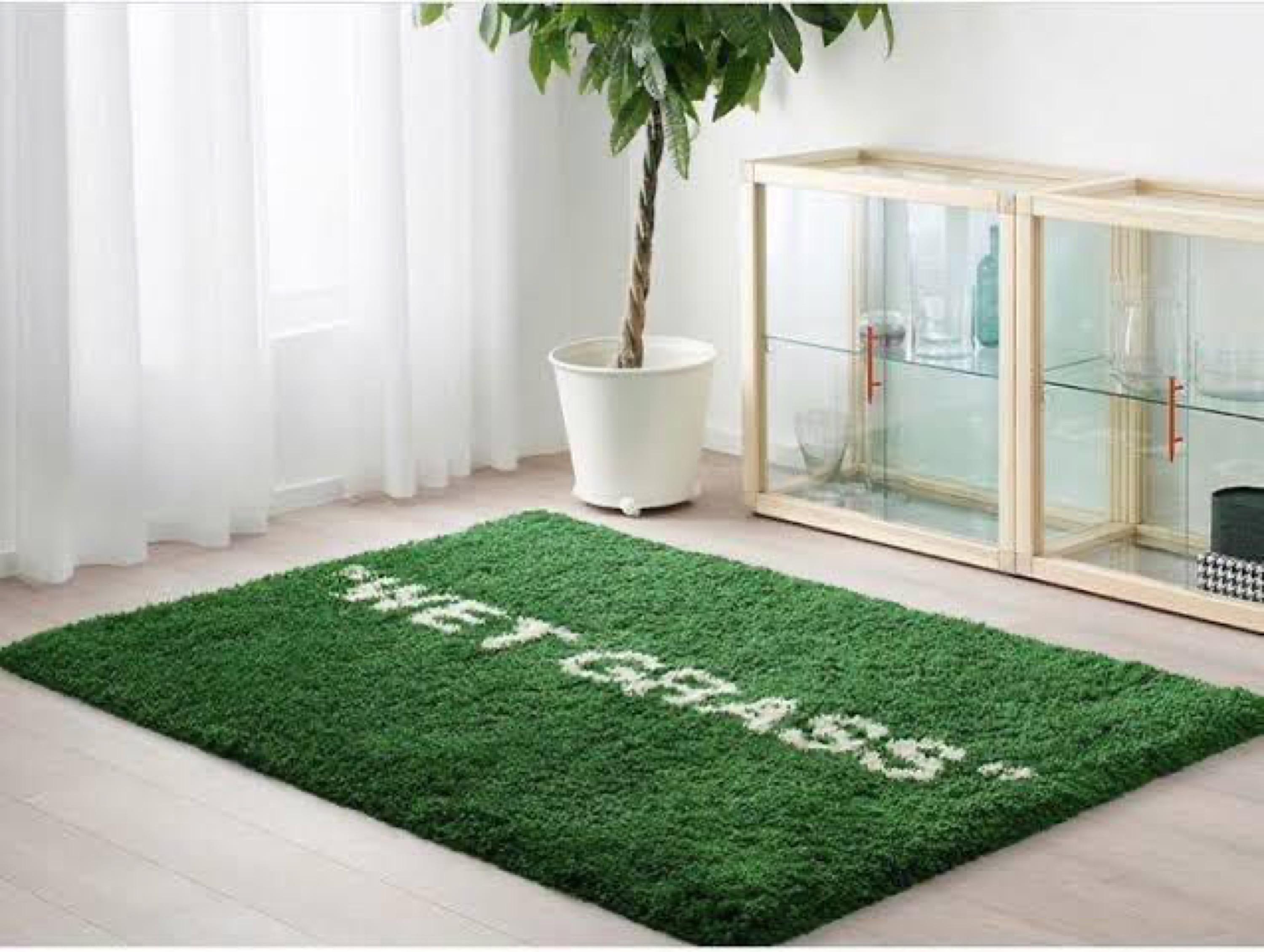 Wet Grass - Contemporary Sculpture by Virgil Abloh