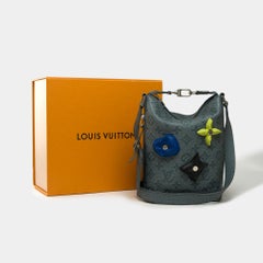 Virgil Abloh Fall-Winter 2022 Louis Vuitton Hobo Cruiser in grey leather, SHW