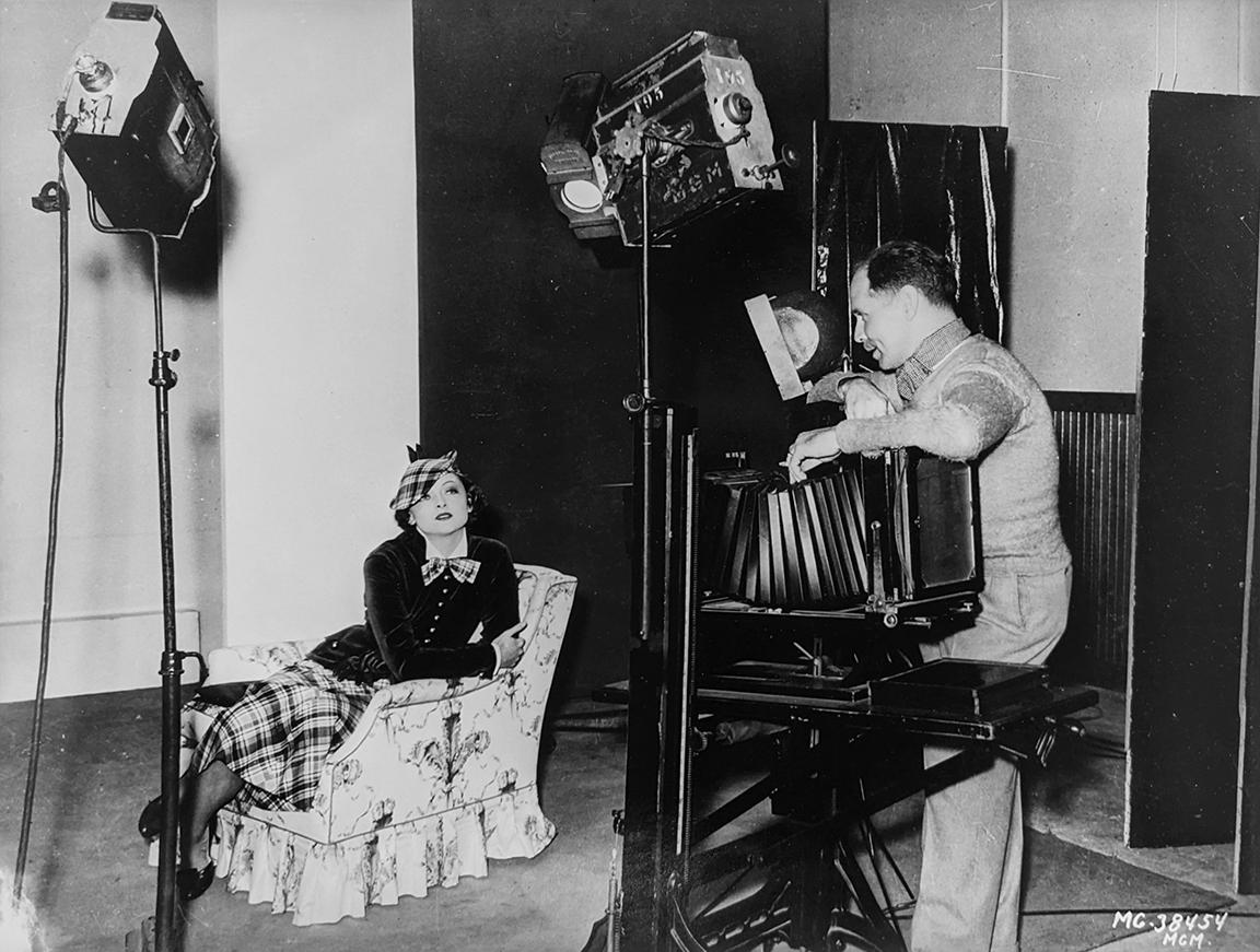 Virgil Apger Black and White Photograph - Clarence Sinclair Bull photographing Myrna Loy in "The Thin Man"