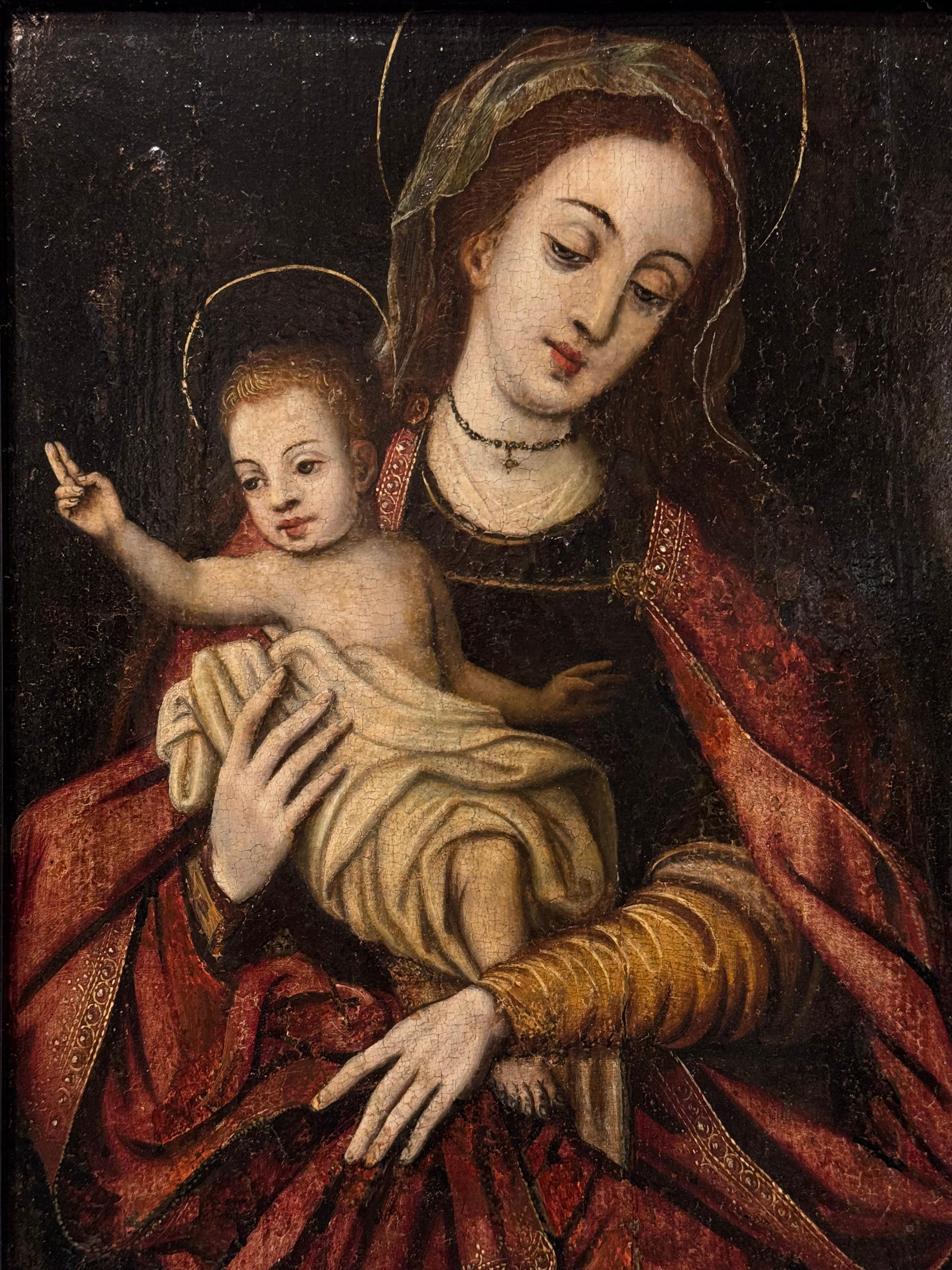 Öl auf Eichenholz mit einer Darstellung der Jungfrau und des Kindes.
Beachten Sie den Reichtum der Kleidung, die Halskette der Jungfrau und die schöne Haltung des Kindes.
Schönes Aussehen, einige Restaurierungsarbeiten erforderlich.
Parkett auf der