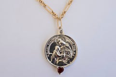 Collier à chaîne en rubis, médaille d'argent, Vierge Marie du Mont-Carmel