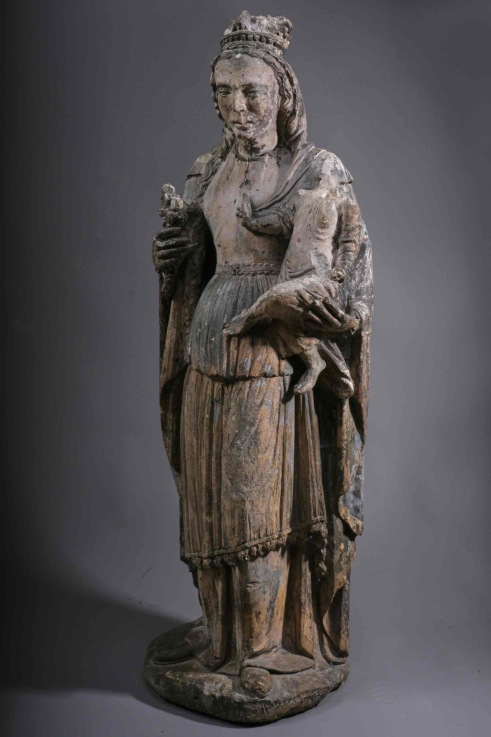 Renaissance Virgin in limestone with remains of old colours, prob. Burgundy, 16th century For Sale