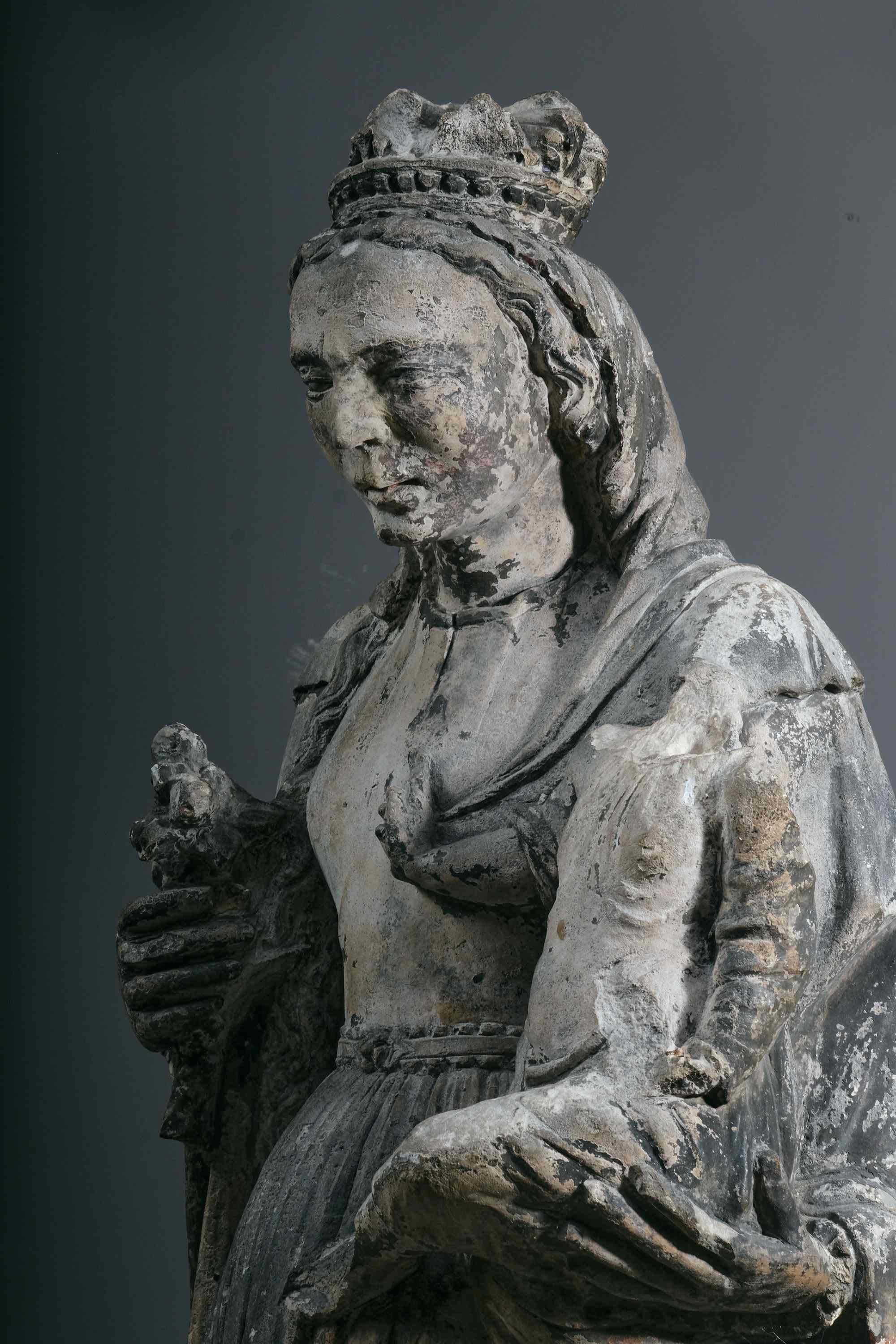 Limestone Virgin in limestone with remains of old colours, prob. Burgundy, 16th century For Sale