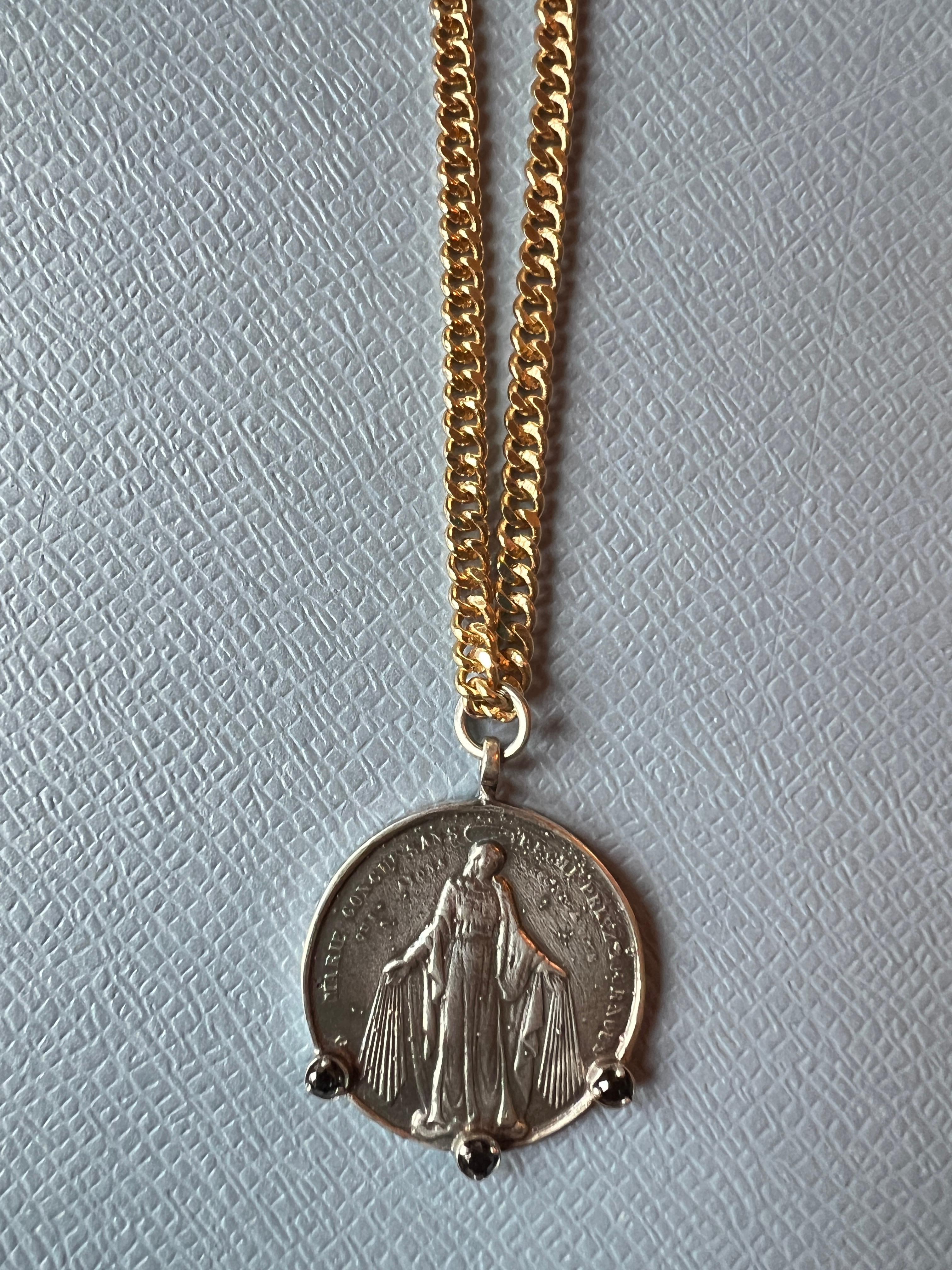 Virgin Mary Black Diamond Silver Medal Chain Necklace In New Condition For Sale In Los Angeles, CA