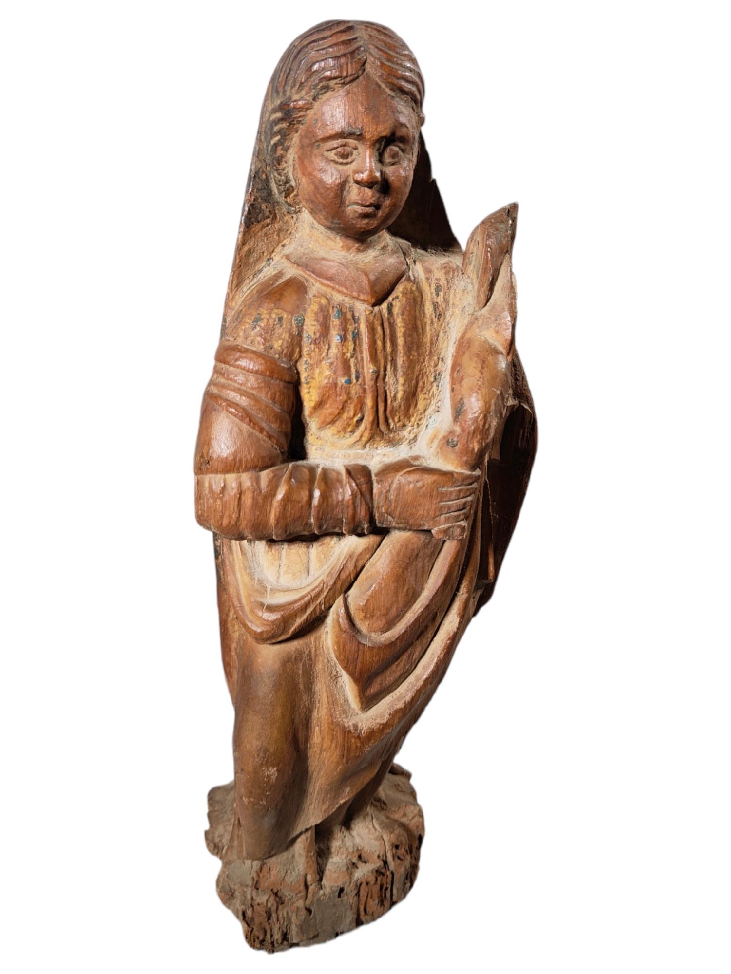 Virgin Mary in Wood from the 16ith Century 7