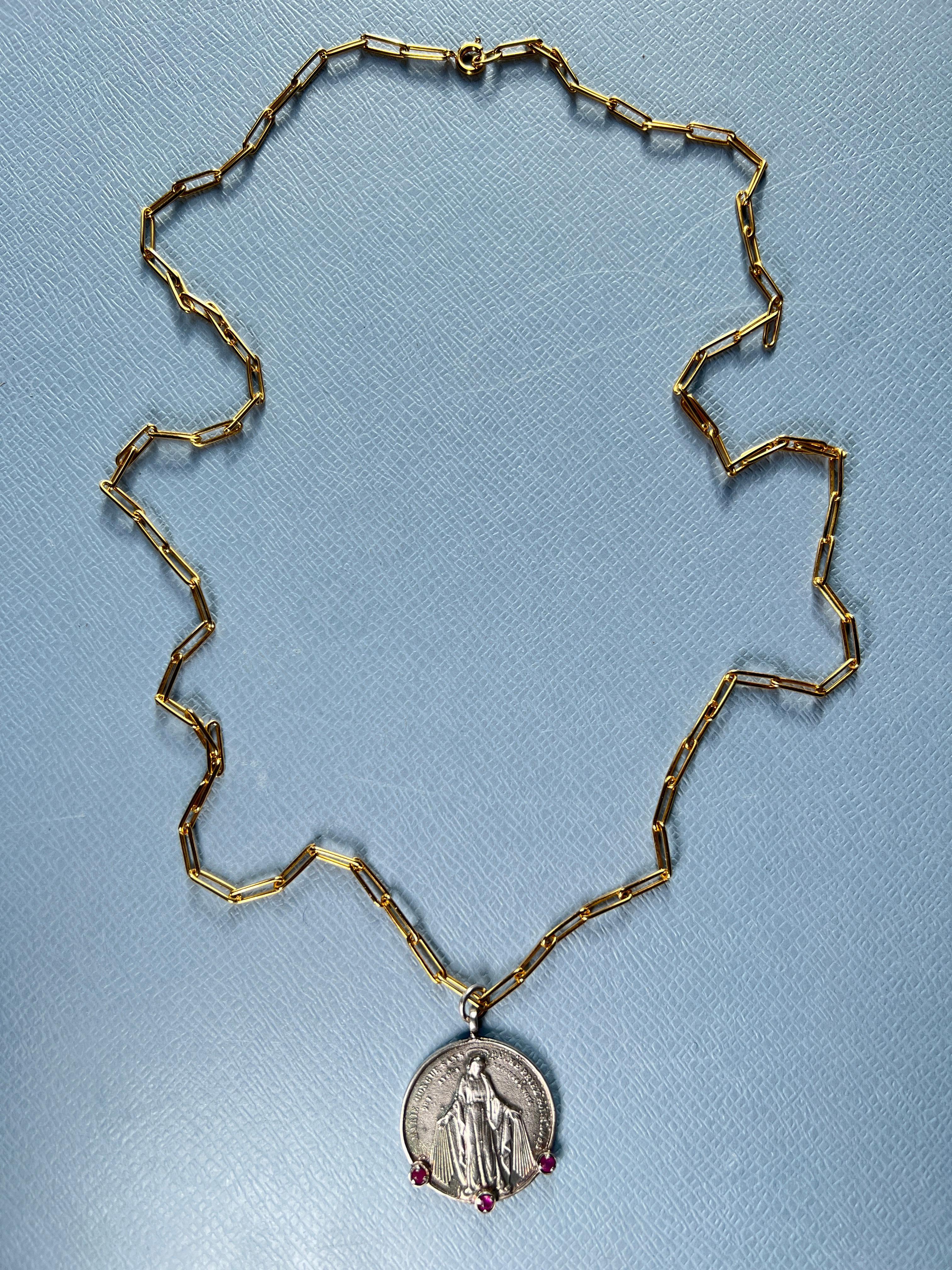 Women's or Men's Virgin Mary Medal Chain Necklace For Sale