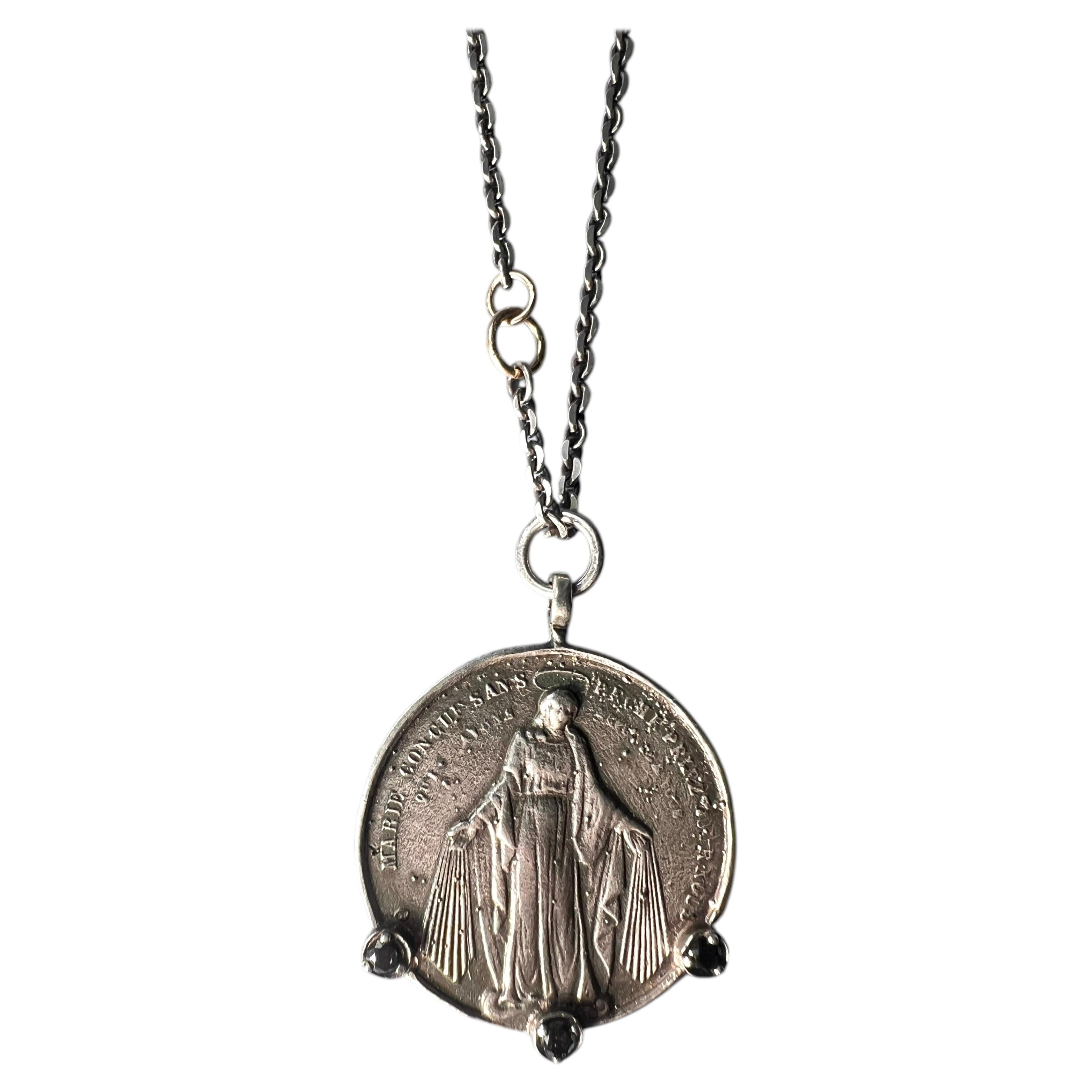 Collar Medalla Virgen María Diamante Negro Plata J DAUPHIN