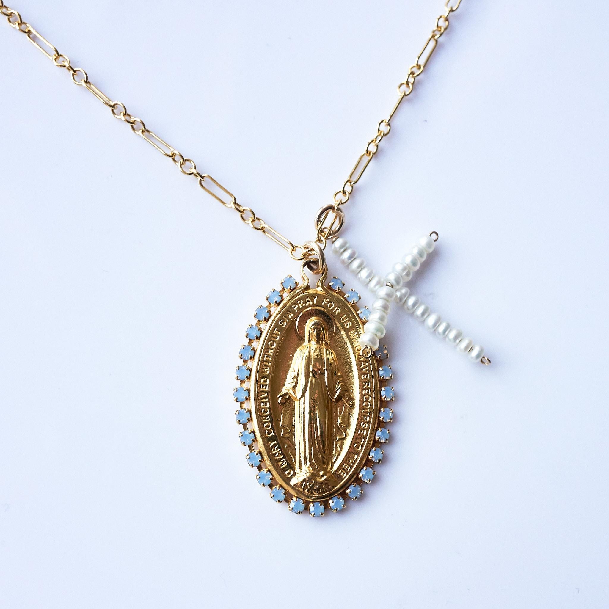 Round Cut Virgin Mary Oval Medal White Pearl Cross Chain Necklace Light Blue Rhinestone For Sale