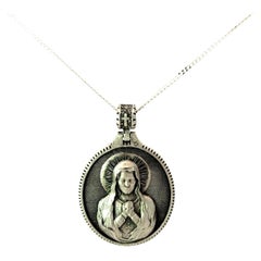 Virgin Mery Catholik Pray Medallion Pendant in 925 Sterling Silver Jewelry