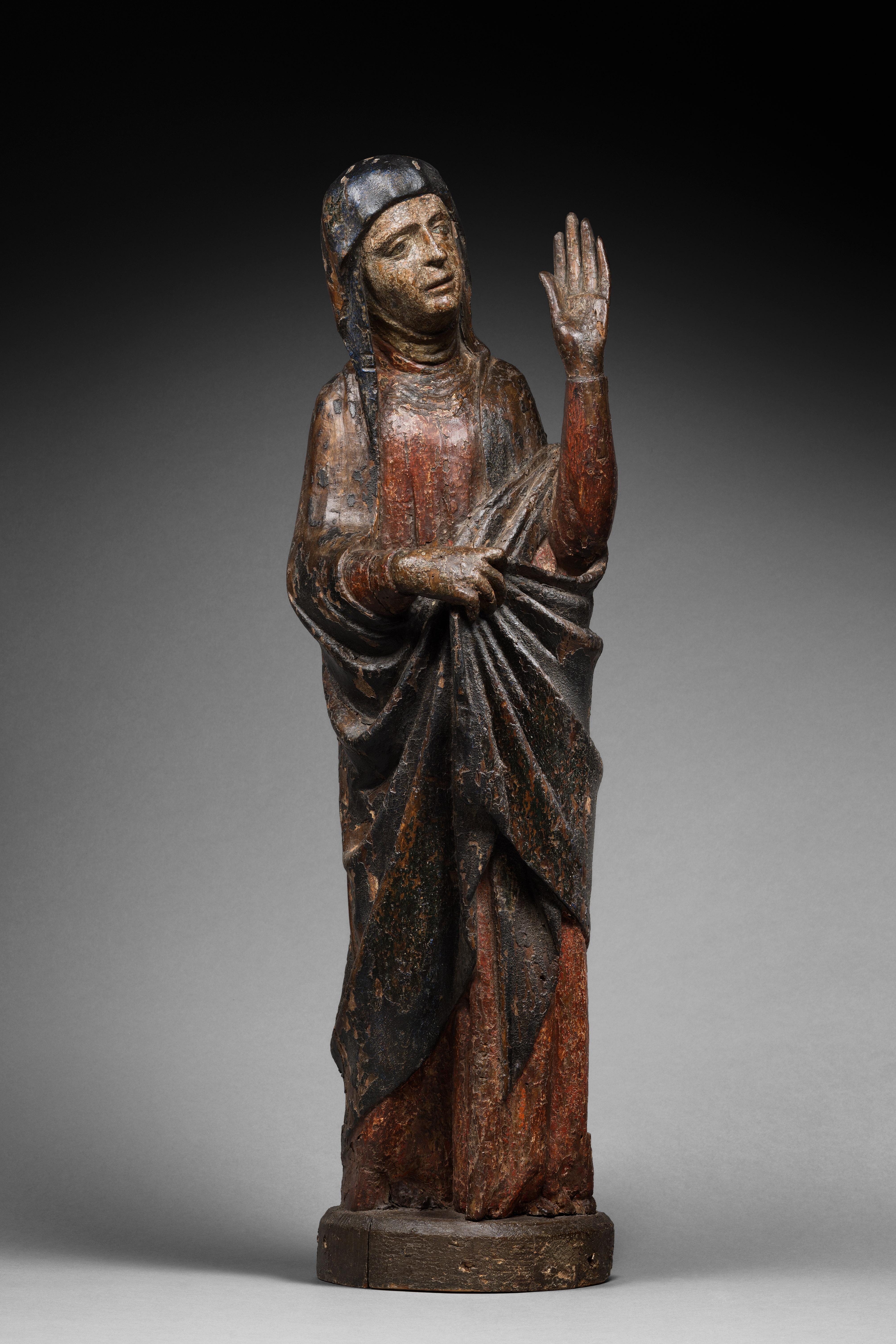 VIRGIN OF CALVARY

ORIGIN : ITALY
PERIOD : SECOND HALF 13th CENTURY

Height : 75 cm
Length : 19 cm
Depth : 13 cm

Polychrome wood carved in the round


This rare sculpture of a Virgin of Calvary originally belonged to an ensemble