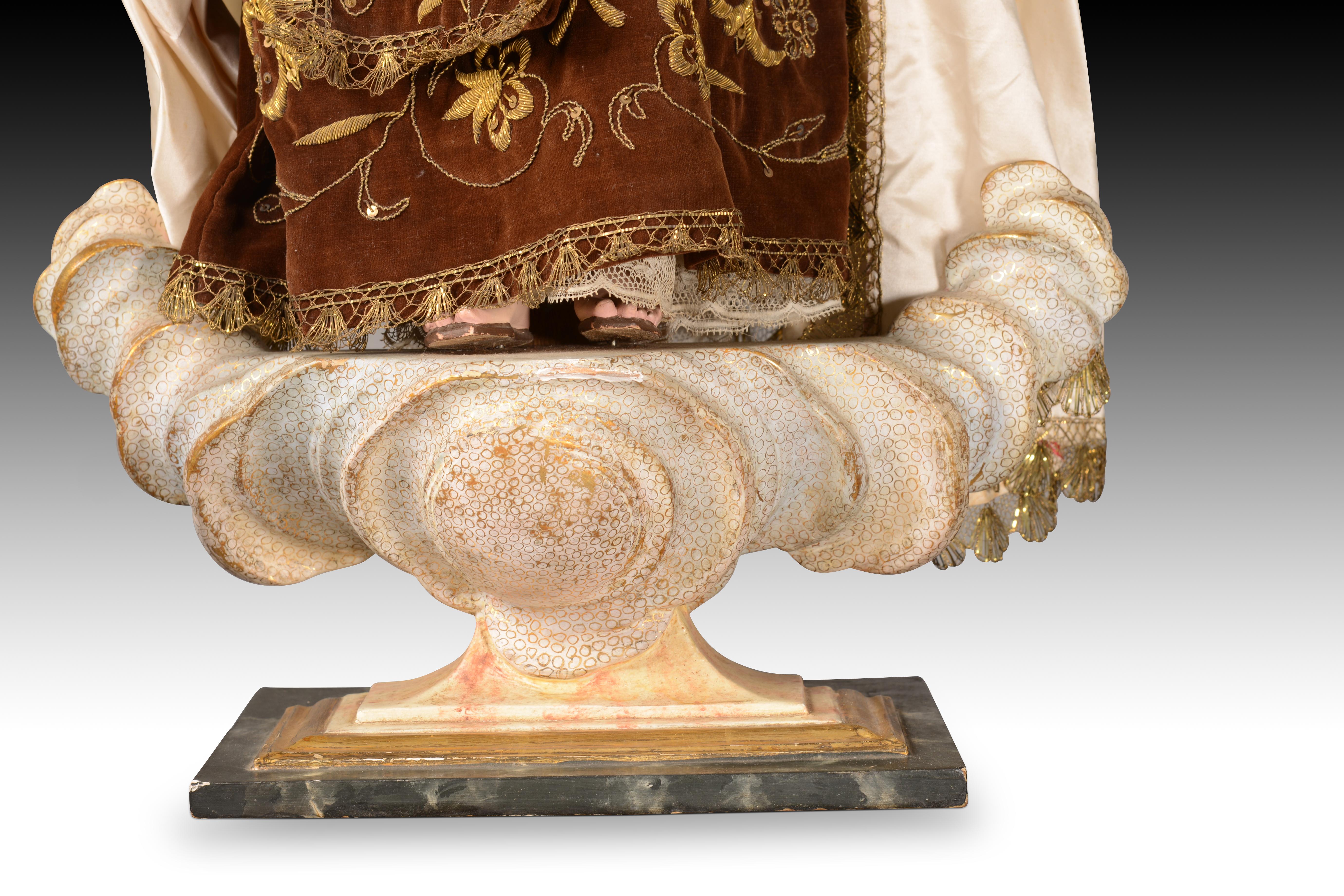 Virgen del Carmen para vestir. Madera, metal y textil. Spanish School, siglo XIX 6