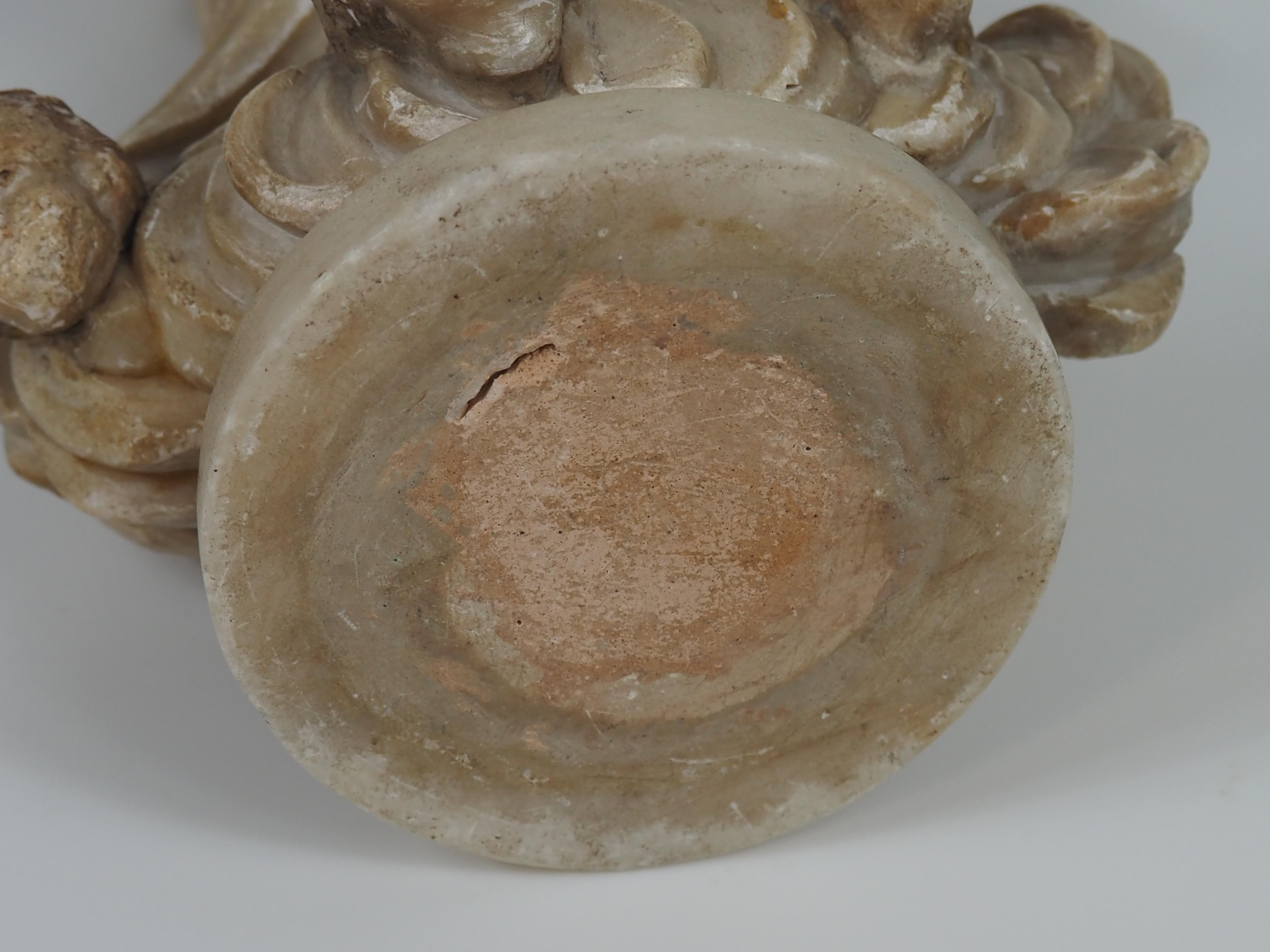 Vierge de l'Immaculée Conception, Sculpture luso-brésilienne du XVIIIe siècle en vente 7