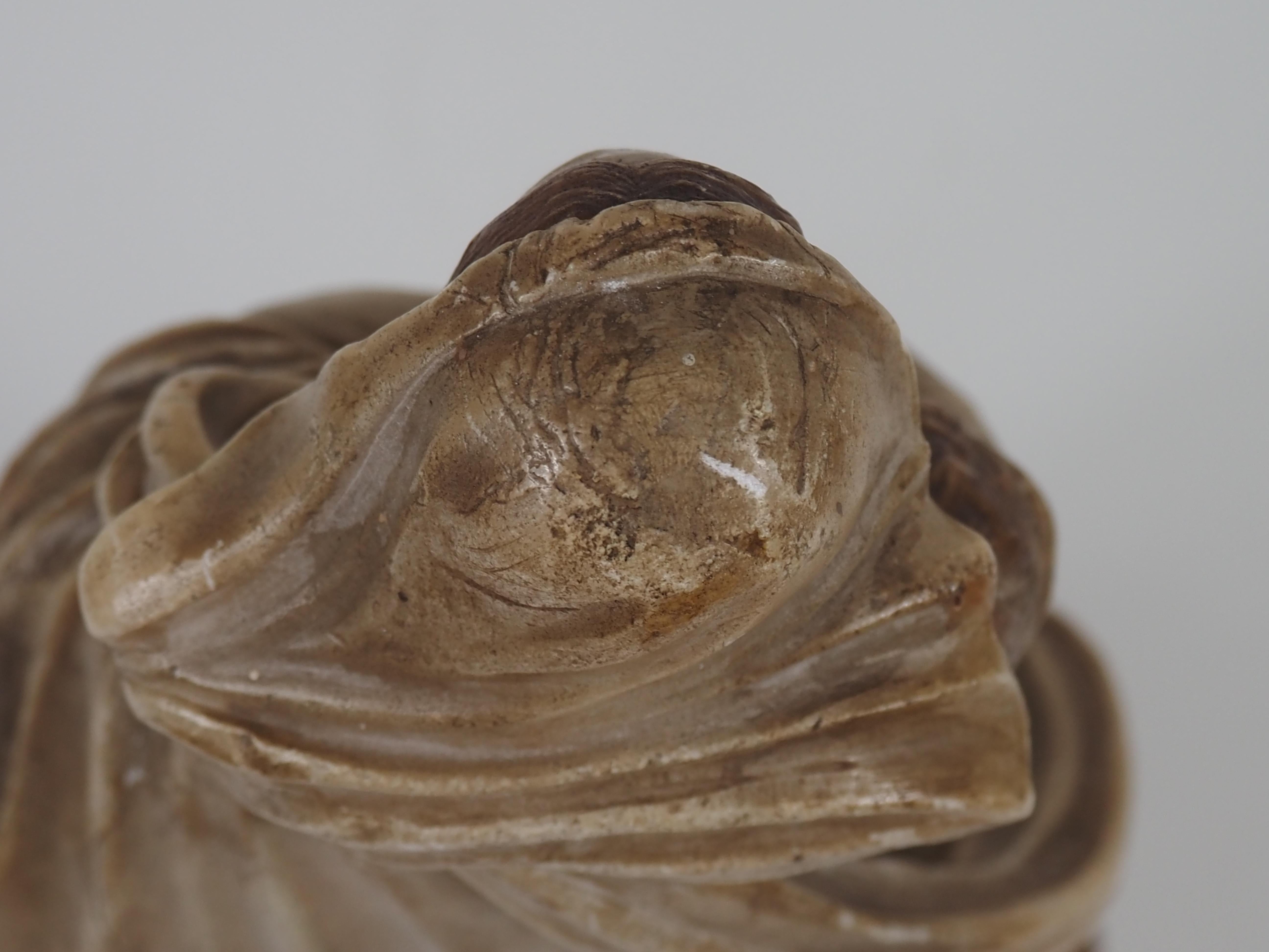 Vierge de l'Immaculée Conception, Sculpture luso-brésilienne du XVIIIe siècle en vente 8