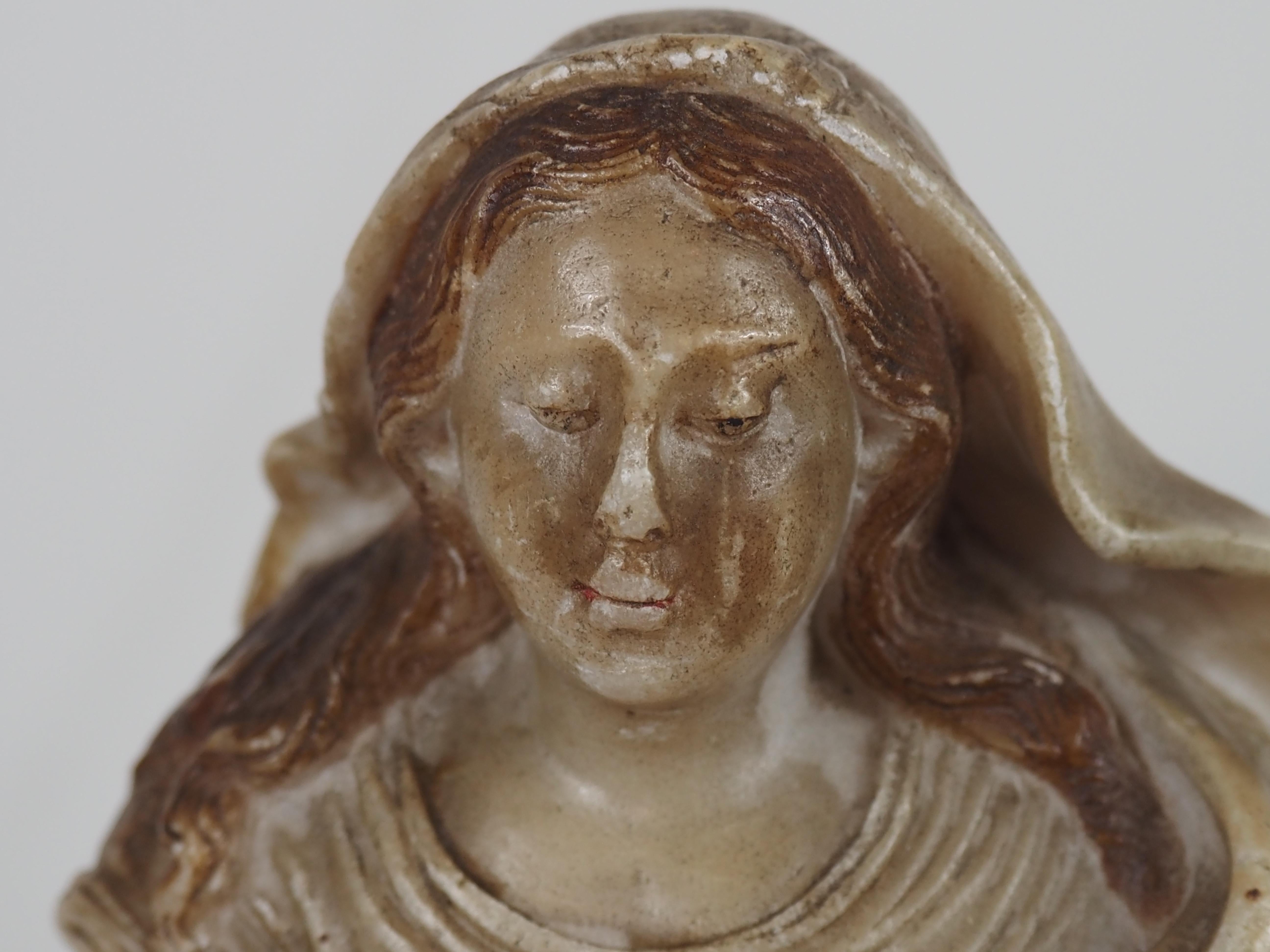 Vierge de l'Immaculée Conception, Sculpture luso-brésilienne du XVIIIe siècle en vente 9