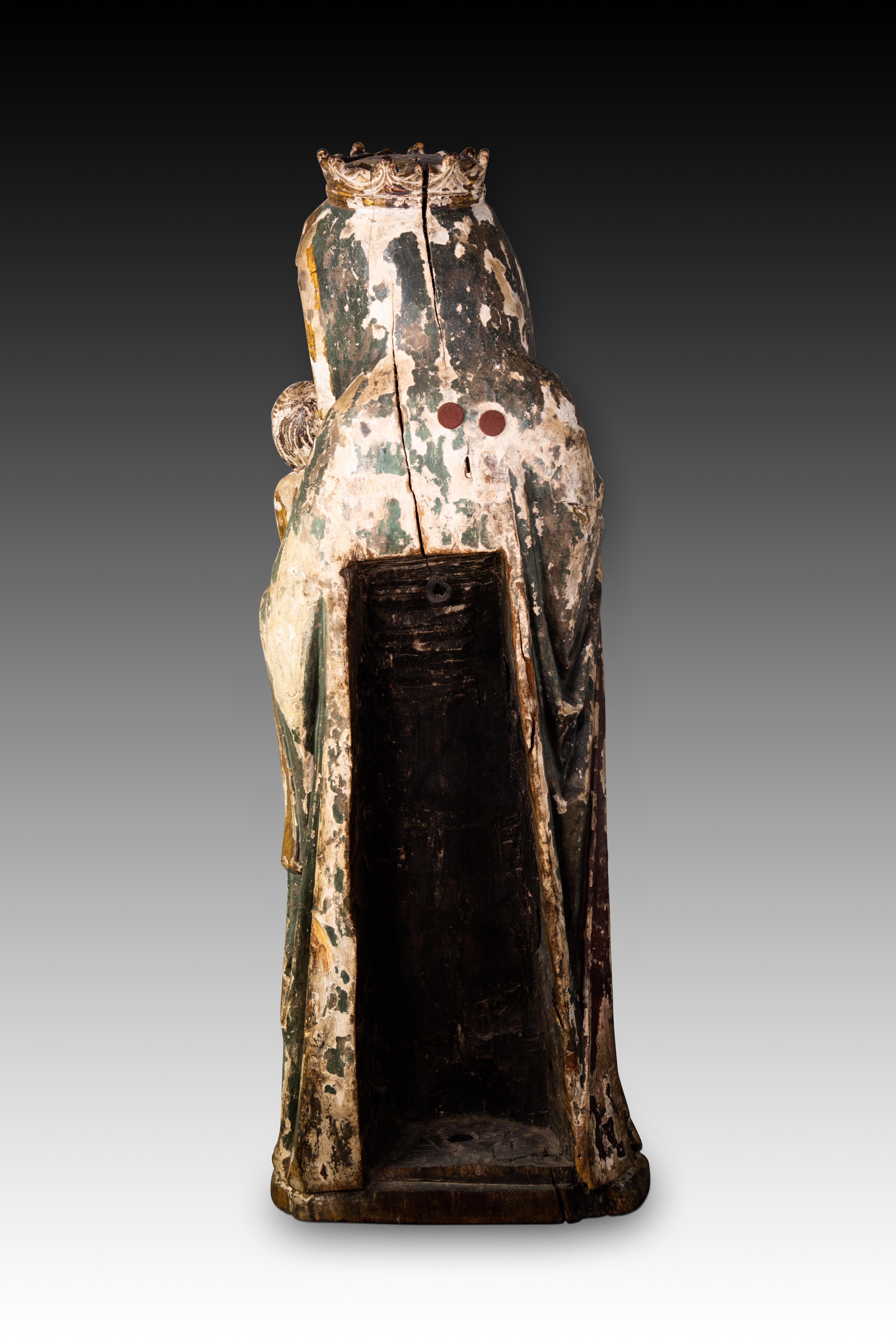 Virgin with Child. Carved and polychrome wood. Spanish school, 19th century. In Distressed Condition In Madrid, ES