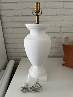 Virginia Creeper urn lamp
