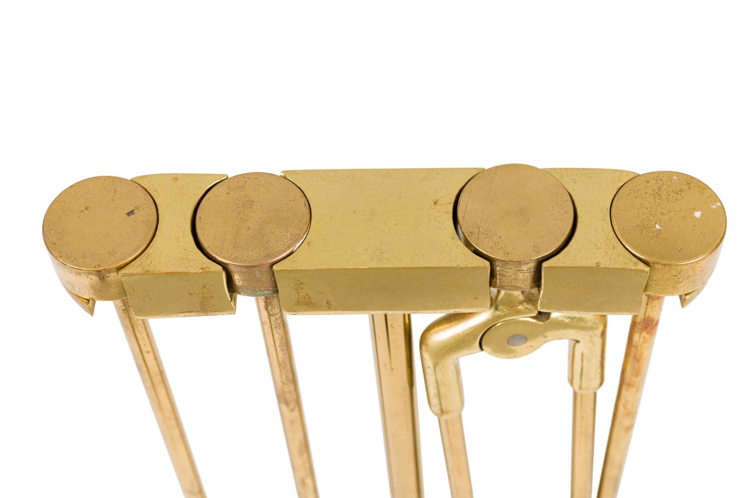 20ième siècle Ensemble d'outils de cheminée minimaliste américain du milieu du siècle dernier de Virginia Metalcrafters en vente