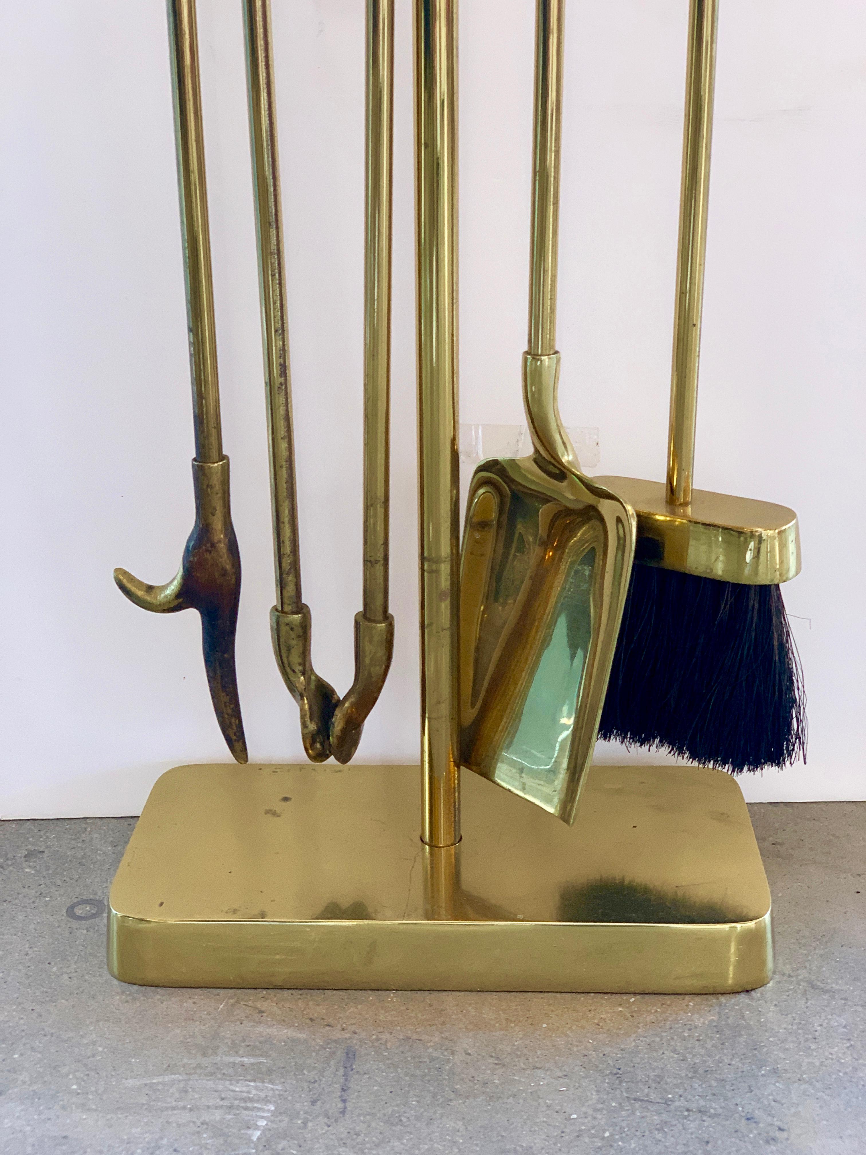 American Virginia Metalcrafters Brass Fireplace Tool Set