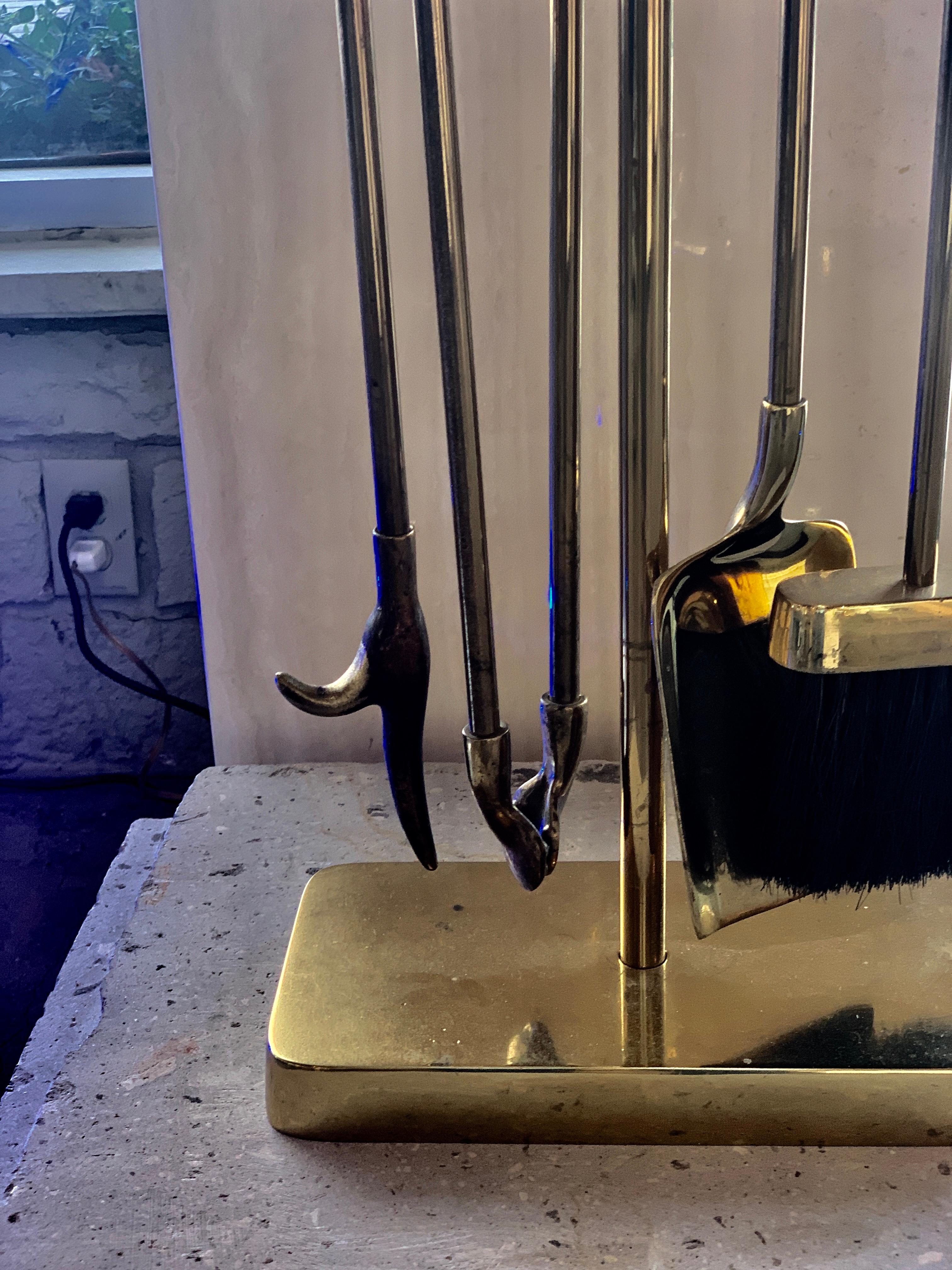 Virginia Metalcrafters Brass Fireplace Tool Set 1