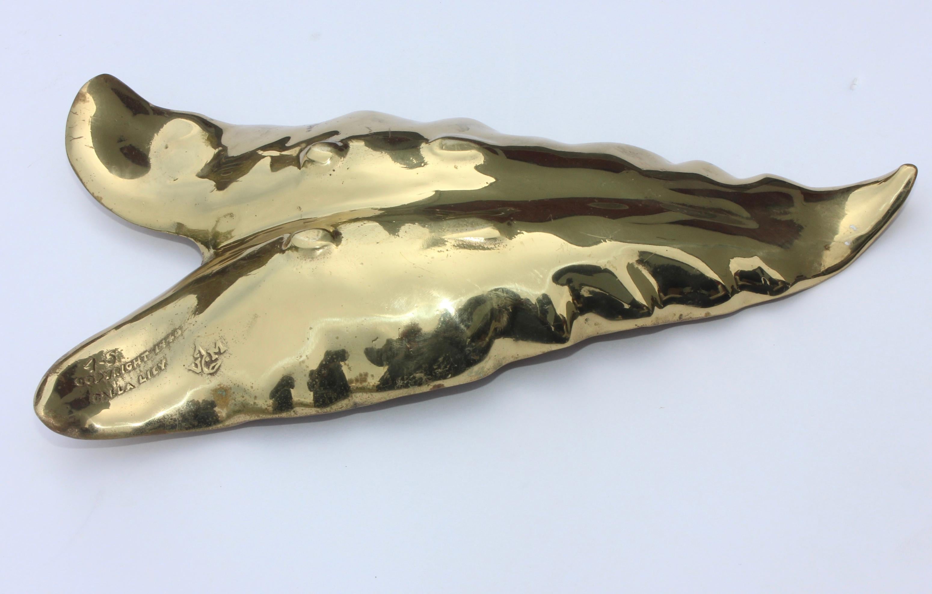 Virginia Metalcrafters Large Calla Lily Brass Leaf Tray For Sale 1