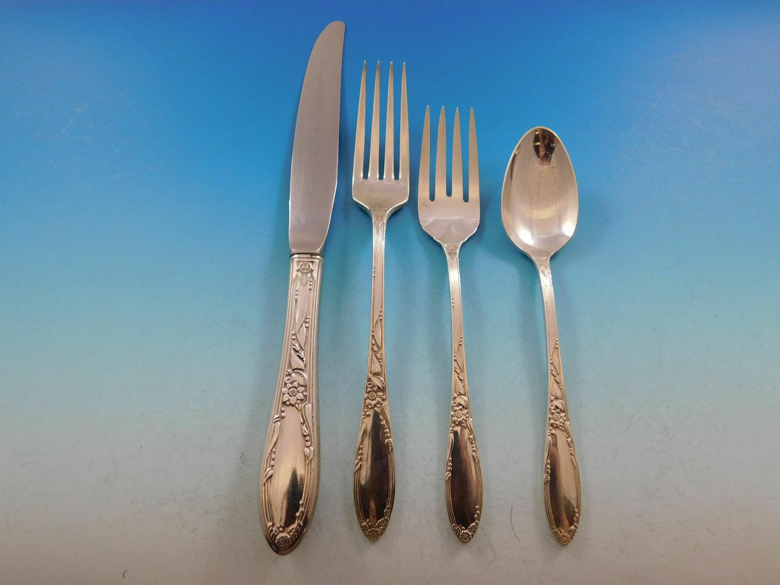Virginian by Oneida Sterling Silver Flatware Set for 12 Service 92 Pieces In Excellent Condition For Sale In Big Bend, WI