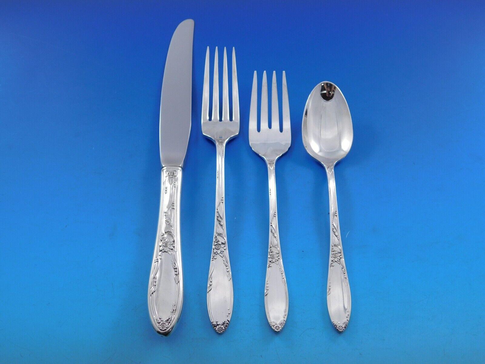 Service de couverts en argent sterling Virginian by Oneida pour 8 pièces 44 pièces en vente 4