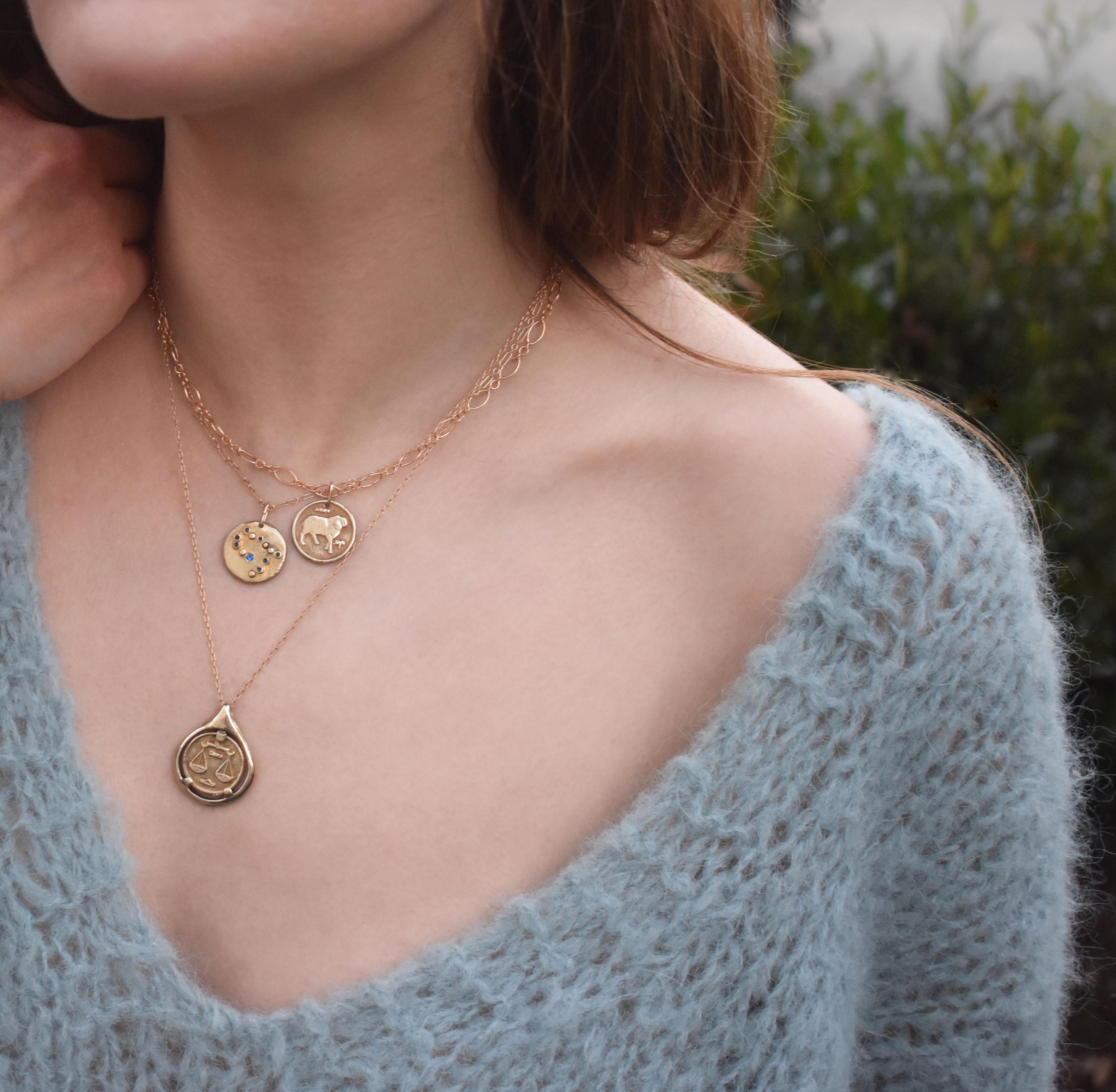 da uomo o donna Collana con lacrima di moneta Alexis Laurel Virgo Zodiac, oro massiccio 14k con pietra di nascita in vendita