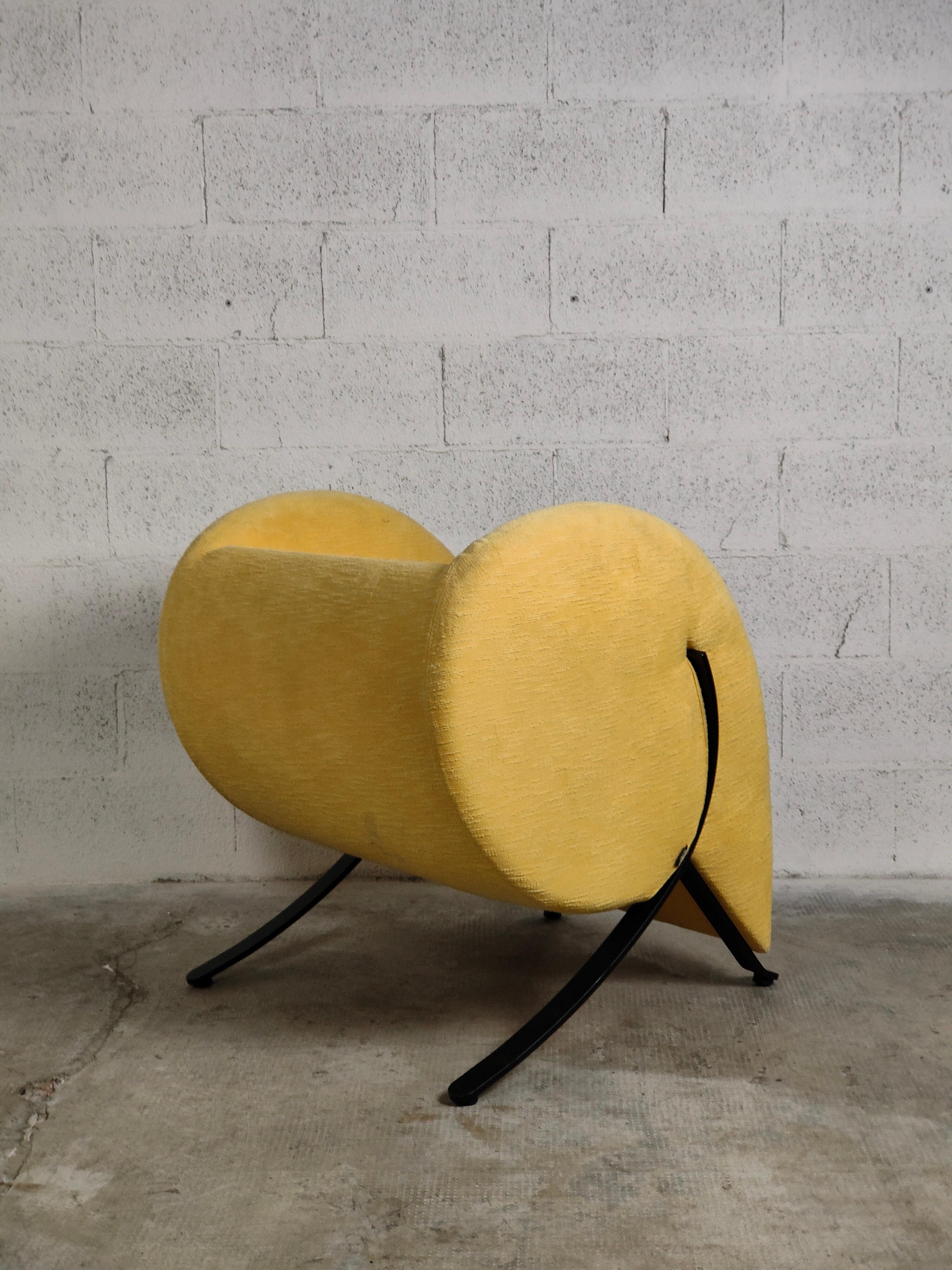 Virgola Armchair by Yaacov Kaufman for Arflex, Italy, 90's In Good Condition For Sale In Padova, IT