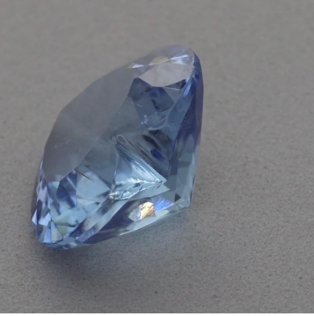 Virtually Unseen 6.42ct Heart Shape Mozambique Color Change Paraiba Tourmaline In Excellent Condition For Sale In Tampa, FL