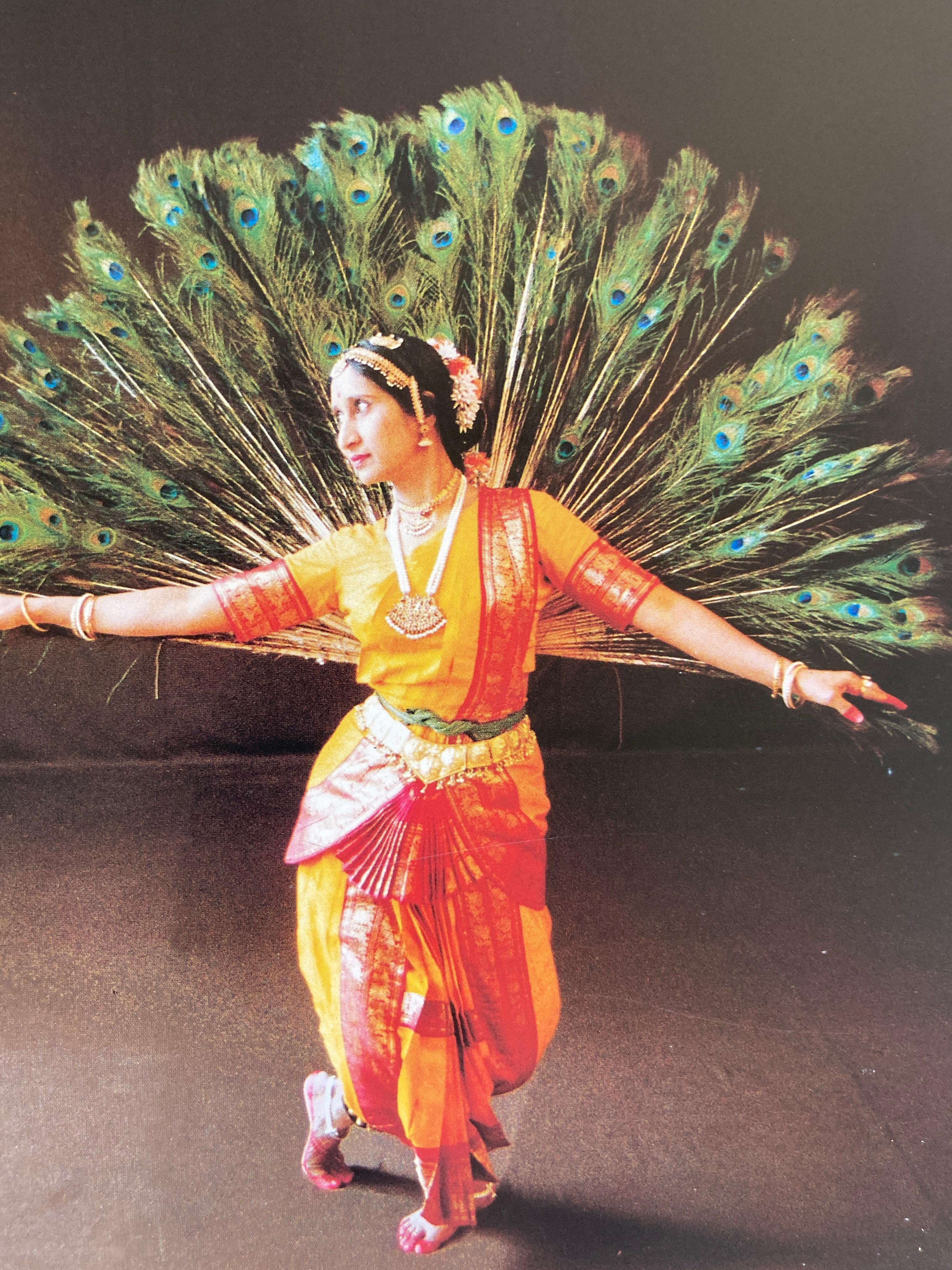 Français Visages de la danse indienne, Introduction par Tara Michaël, Faces on Hindu Danc en vente