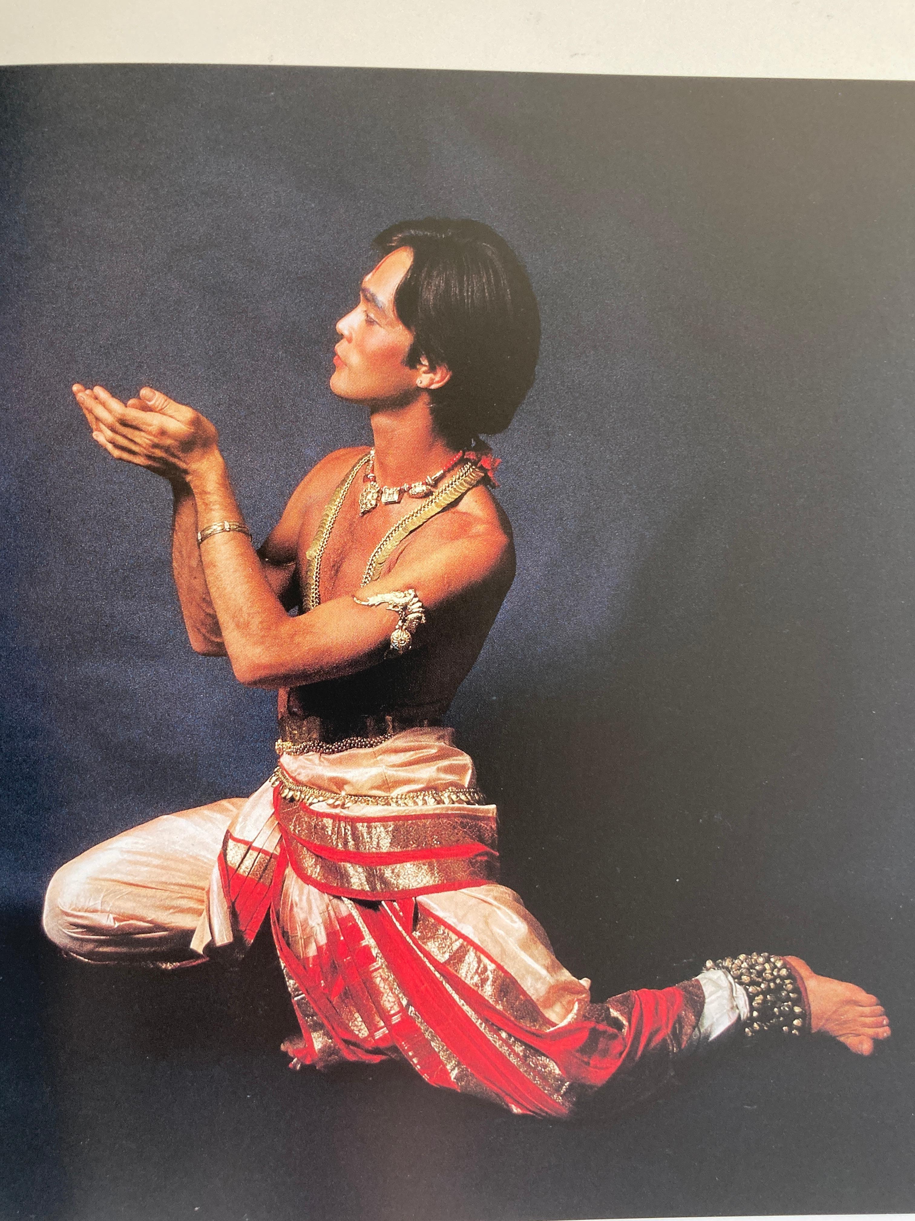 20th Century Visages de la danse indienne, Introduction par Tara Michaël, Faces on Hindu Danc For Sale
