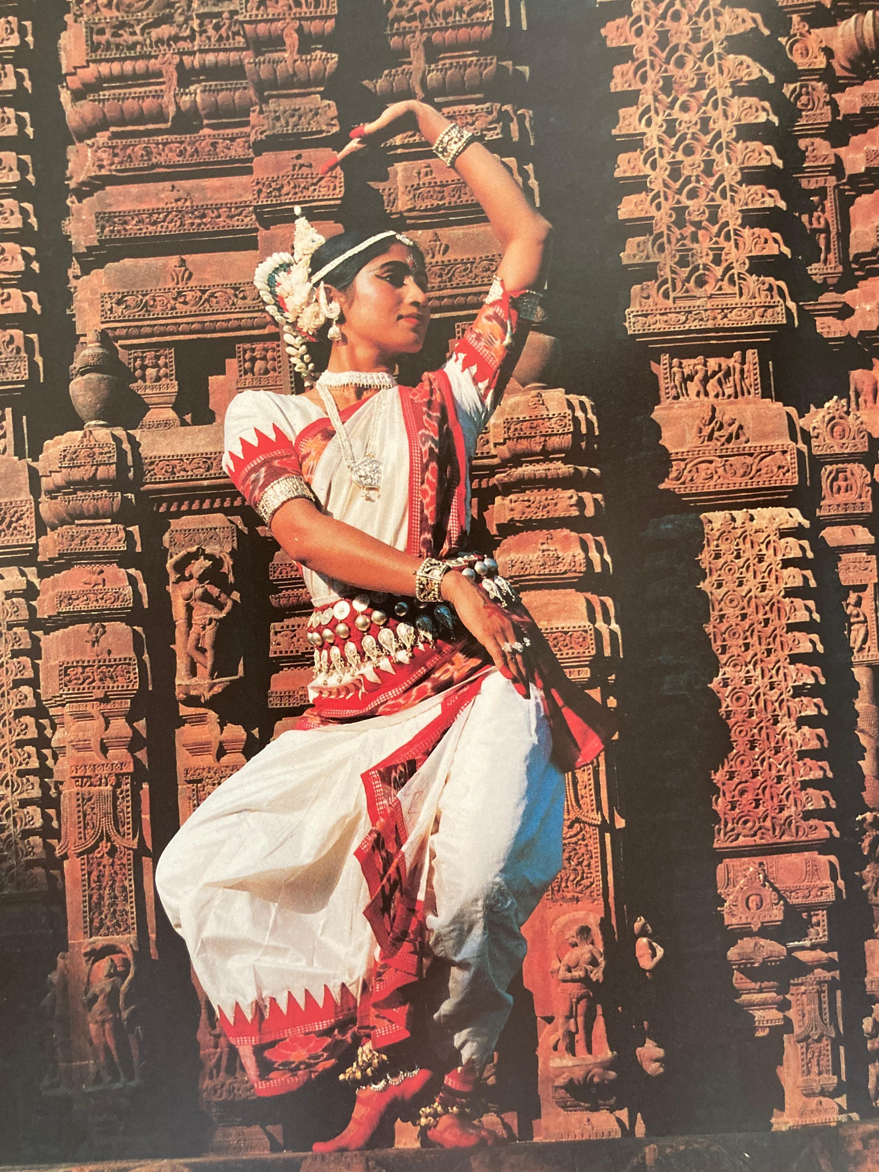 Visages de la danse indienne, Introduction par Tara Michaël, Faces on Hindu Danc en vente 1