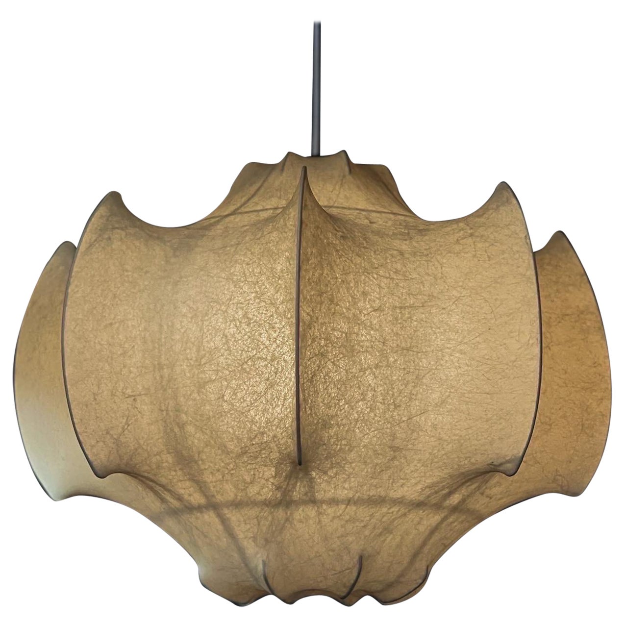 
Viscontea" by Achille 
Pier Castiglioni Cocoon Pendant Light for Flos, 1960s