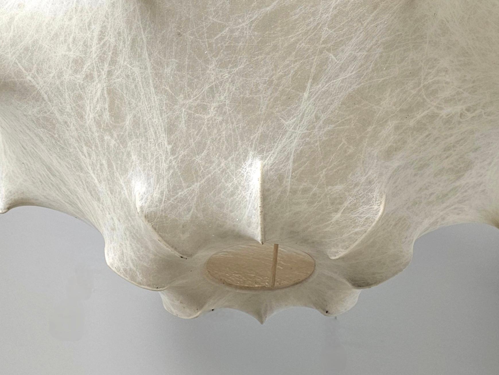 Viscontea ceiling lamp by Achille and Pier Giacomo Castiglioni Flos, 1960 In Good Condition In amstelveen, NL