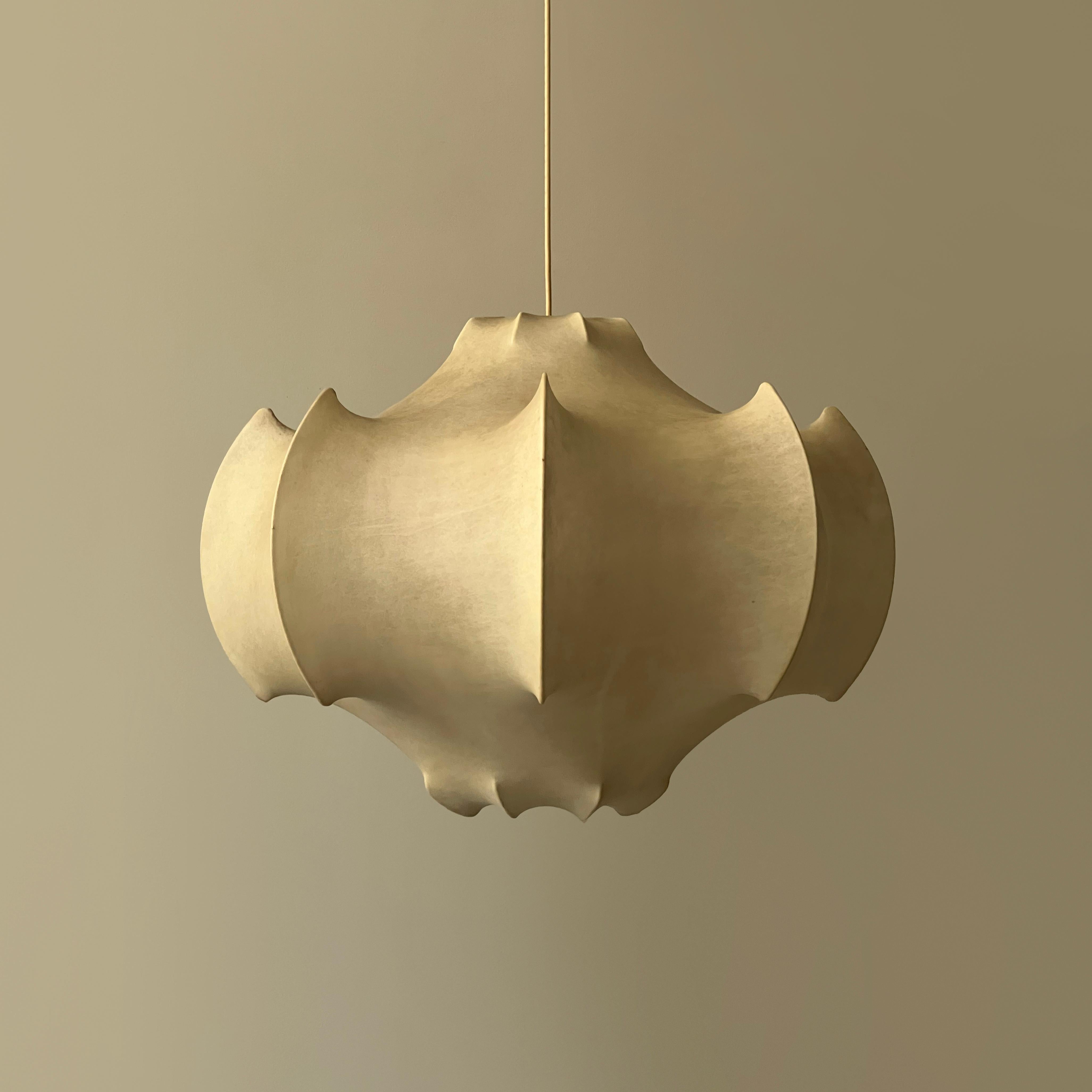 Viscontea Ceiling Lamp designed by Achille & P.Giacomo Castiglioni for Flos. Ita 2