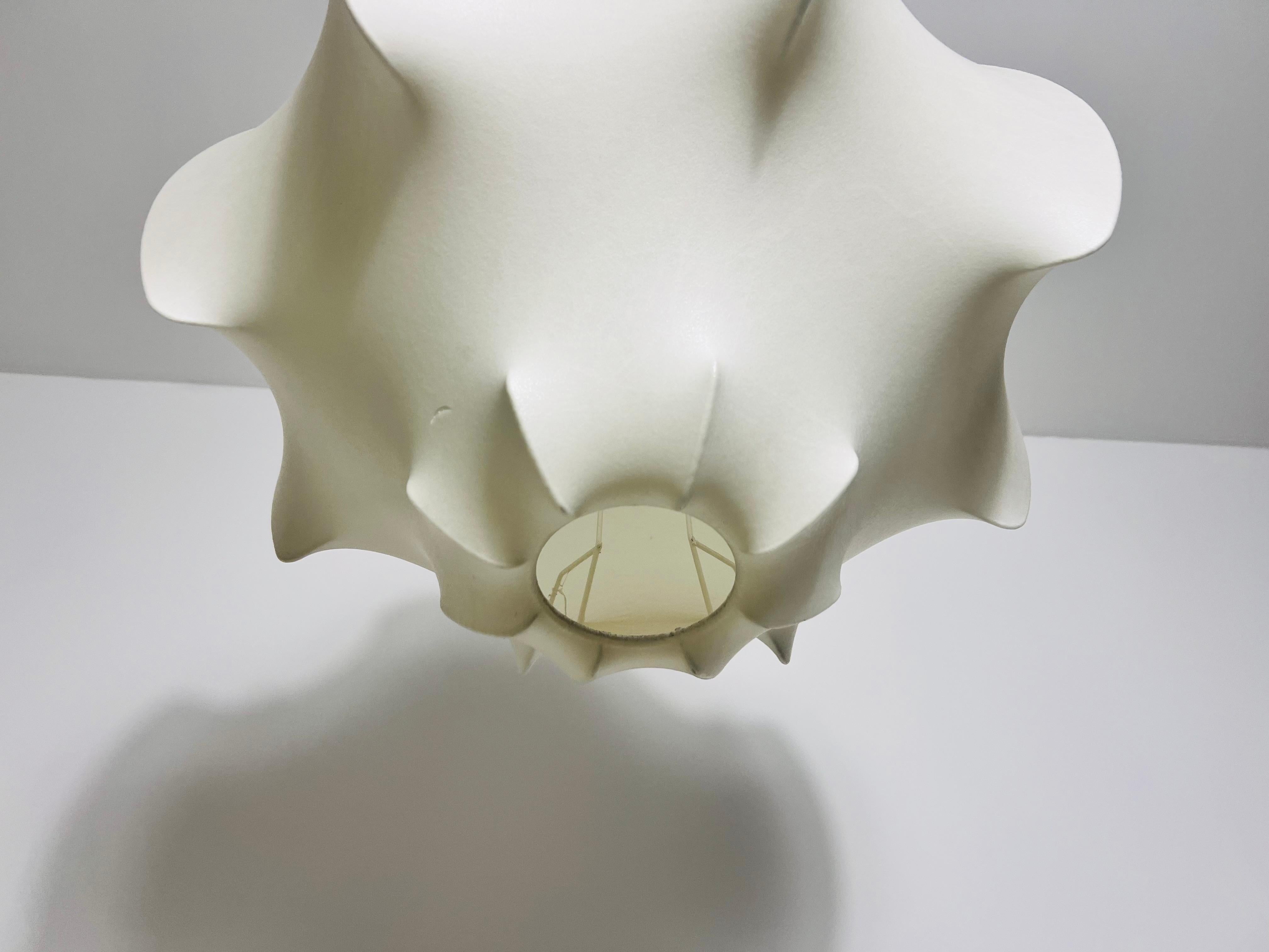 Viscontea Cocoon Pendant Light by Achille and Pier Giacomo Castiglioni for Flos 4