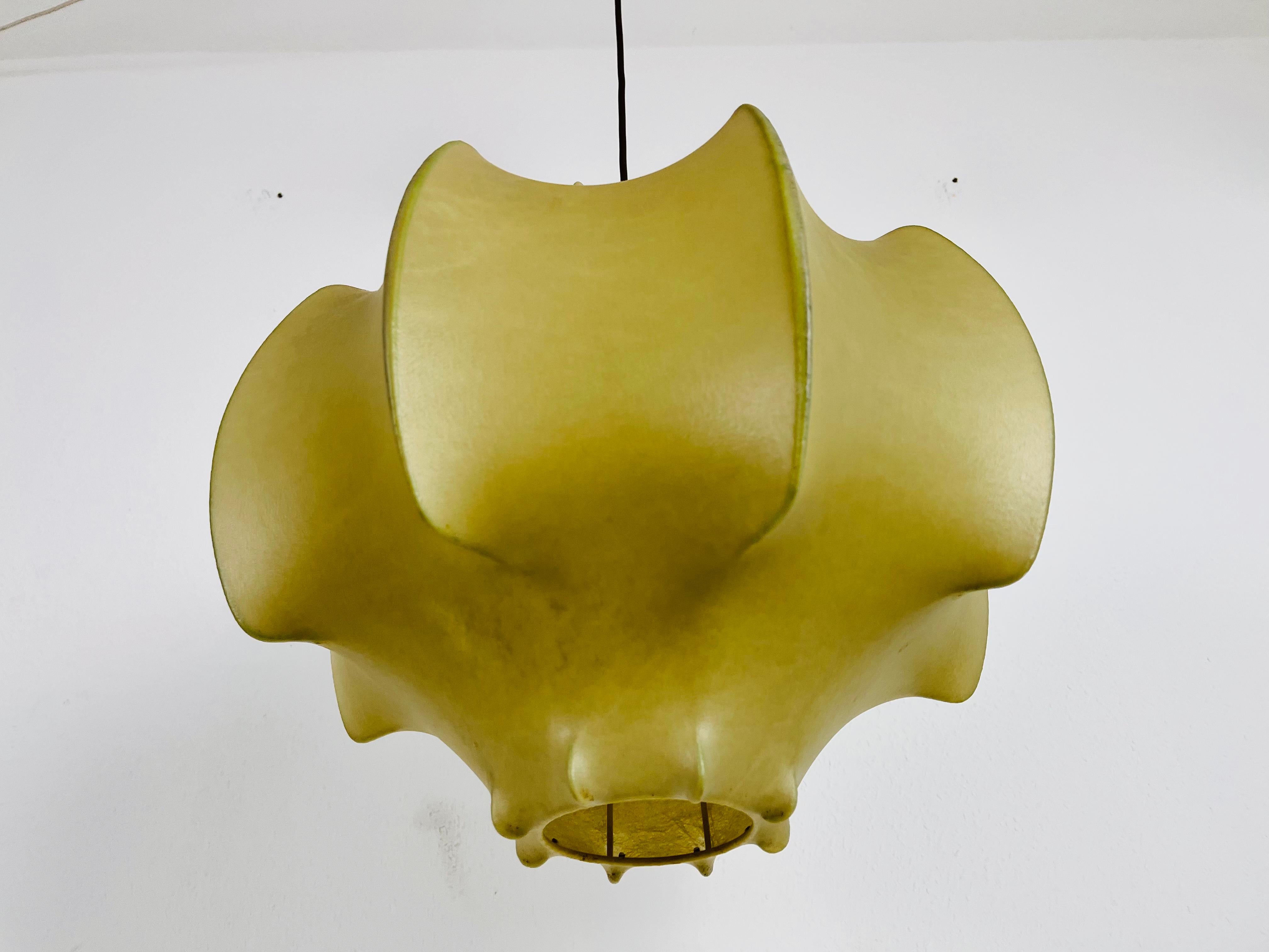 Viscontea Cocoon Pendant Light by Achille and Pier Giacomo Castiglioni for Flos 14