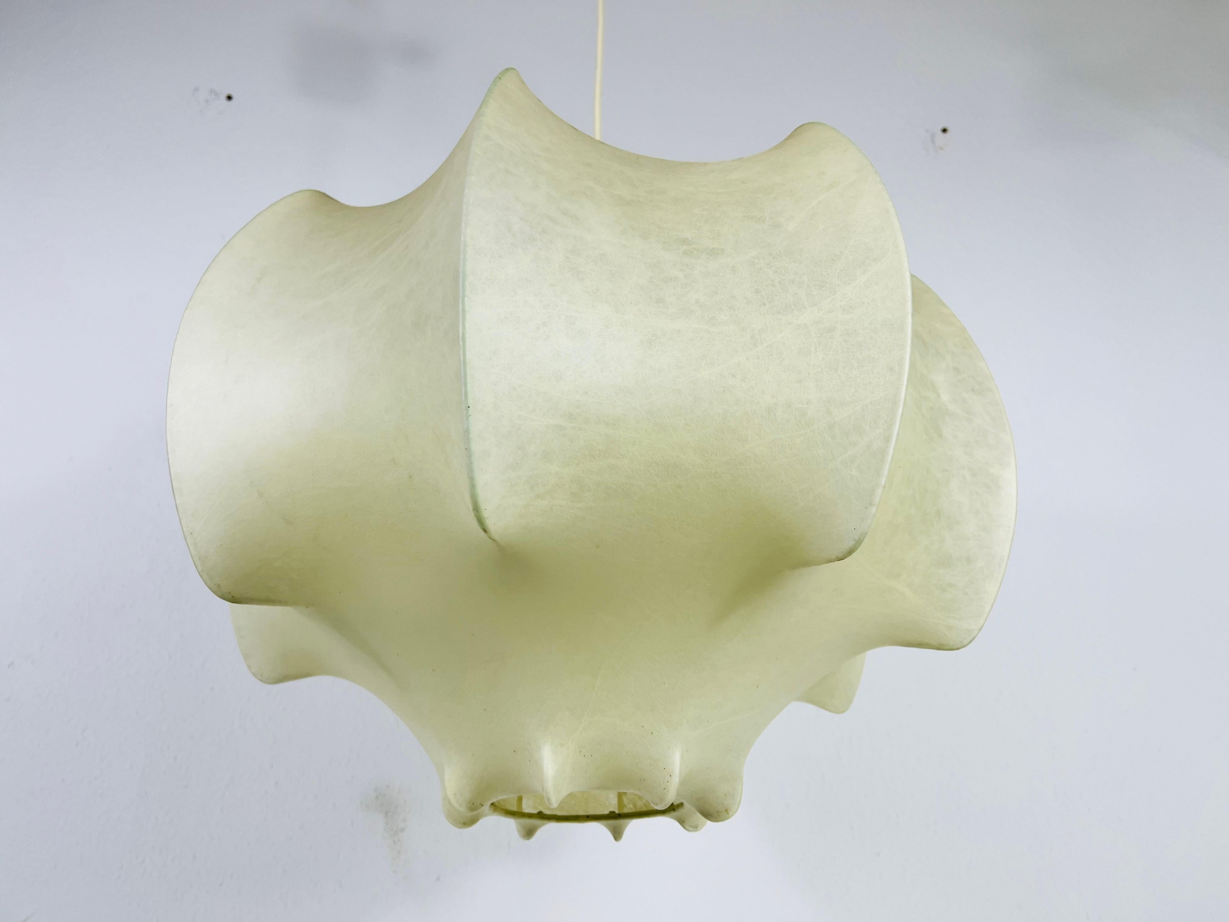 European Viscontea Cocoon Pendant Light by Achille and Pier Giacomo Castiglioni for Flos