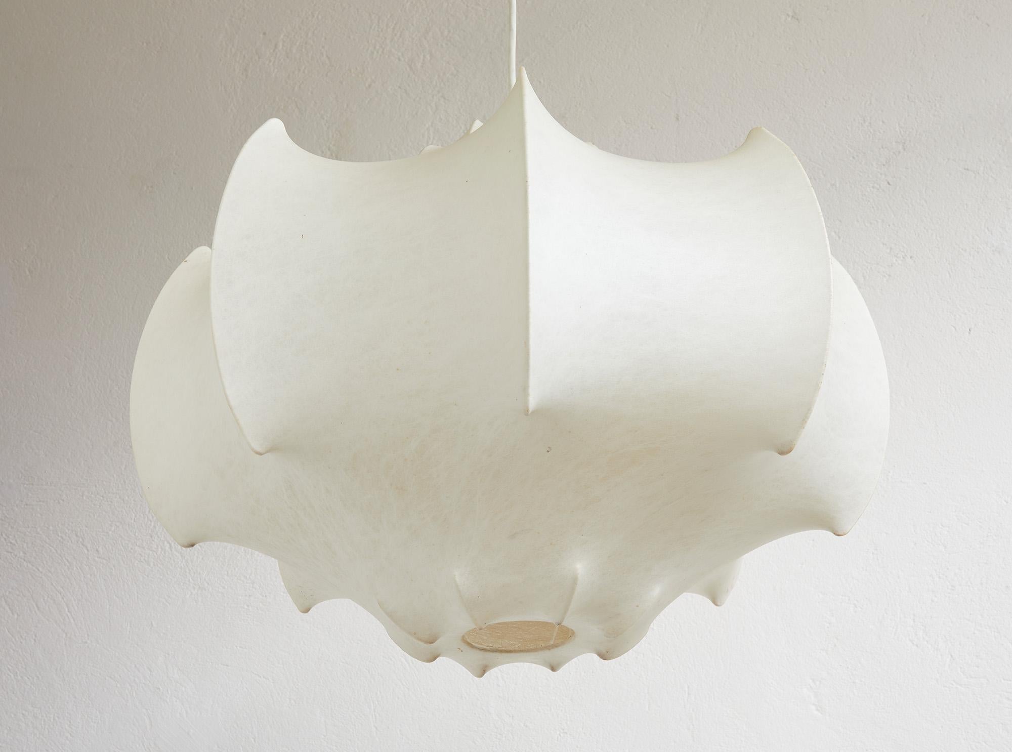 Mid-Century Modern Viscontea pendant lamp by Achille and Piergiacomo Castiglioni, Flos 1960 For Sale