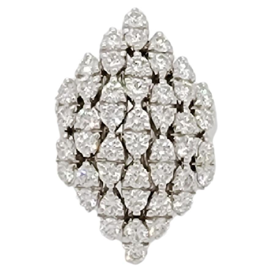 Visconti White Diamond Cluster Ring in 18k White Gold For Sale