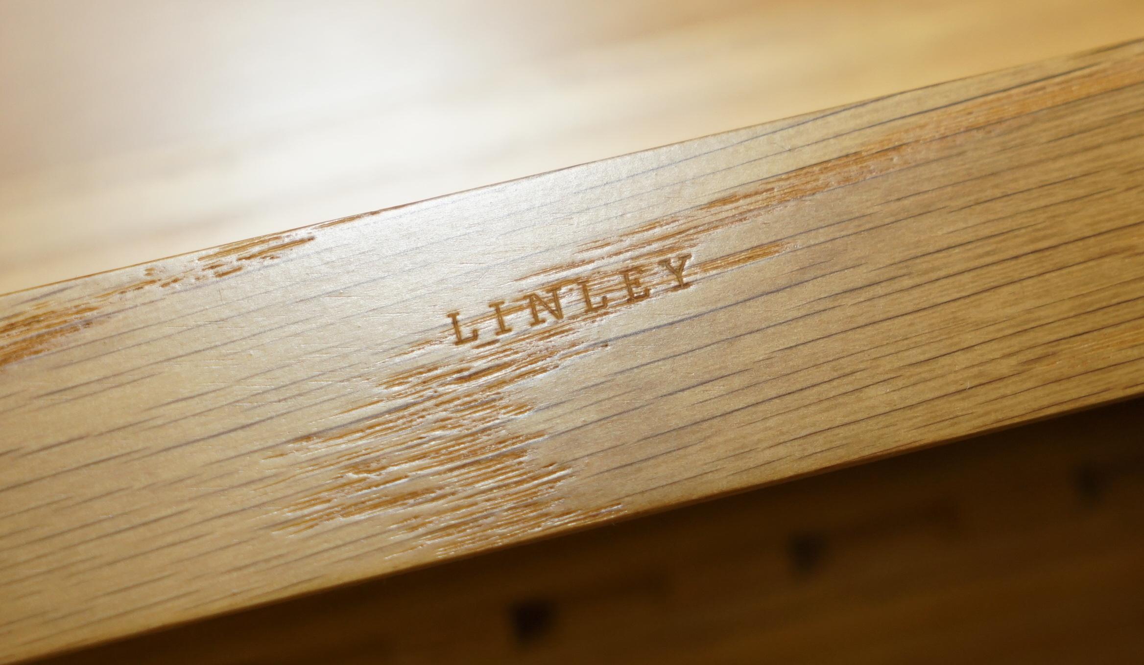 TABLE À GENS CLASSIQUE DE DAVID LINLEY POUR LA RÉTORATION À LiGHT en vente 8