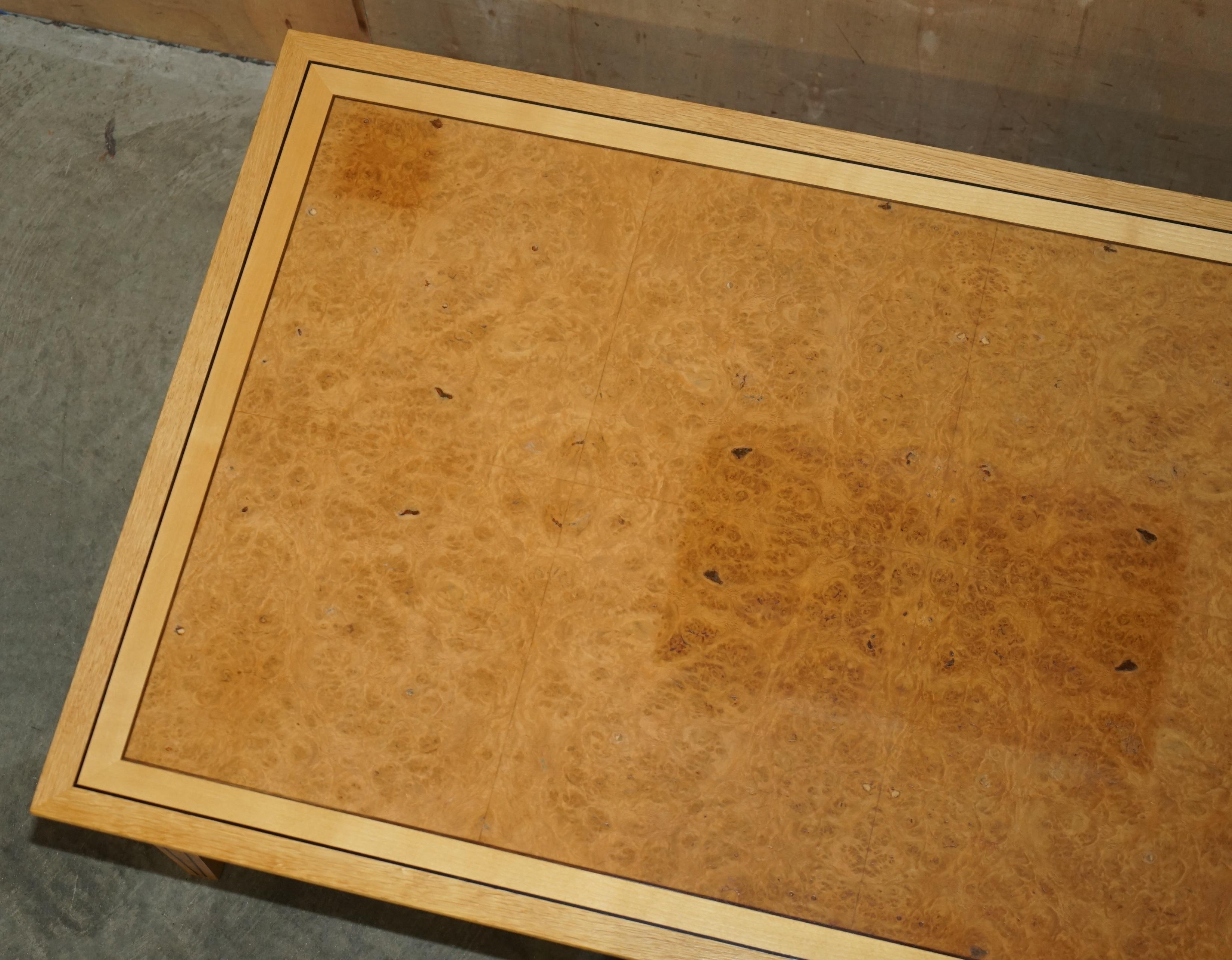 TABLE À GENS CLASSIQUE DE DAVID LINLEY POUR LA RÉTORATION À LiGHT en vente 1