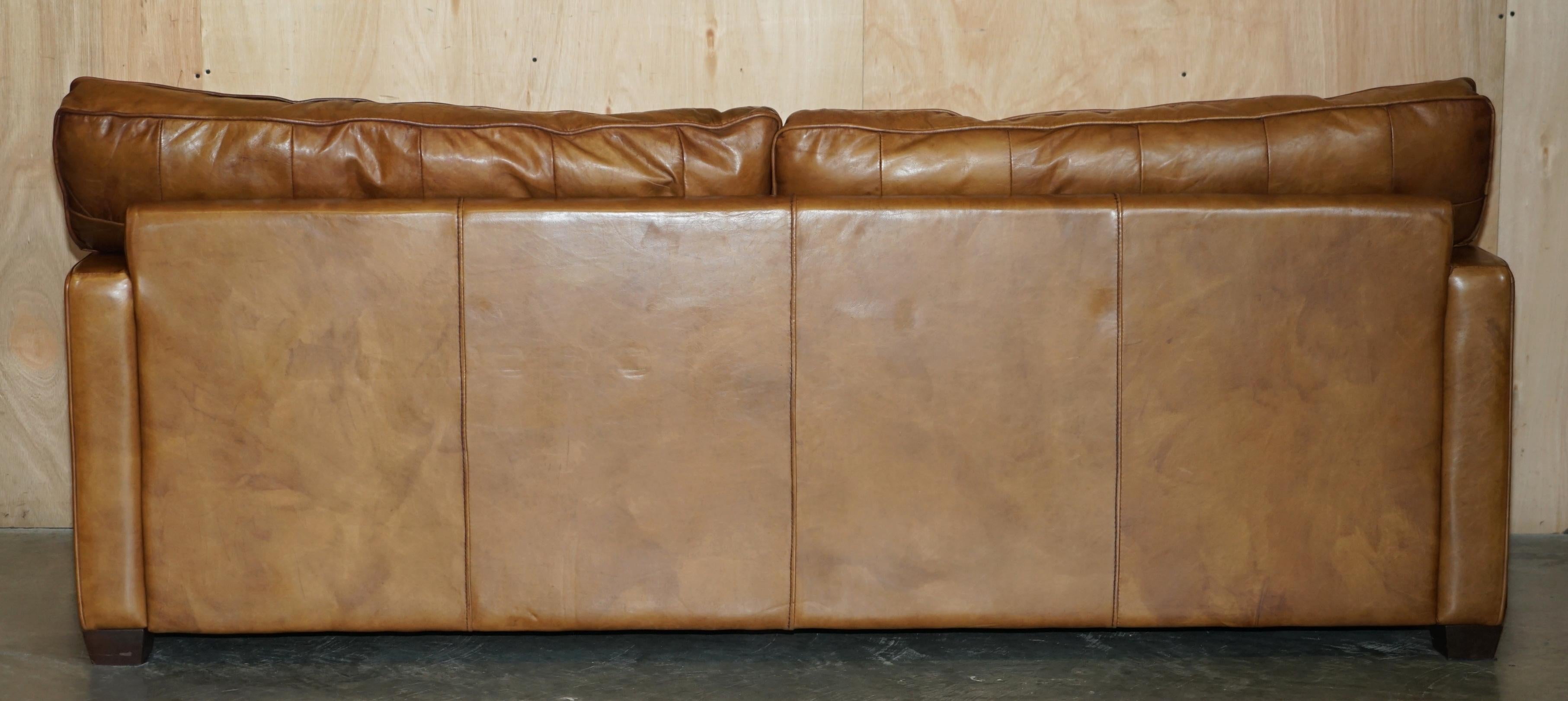 VISCOUNT WILLIAM HALO TIMOTHY OULTON DESIGN/ONE DIVANO A TRE POSTI IN PELLE MARRONE in vendita 5