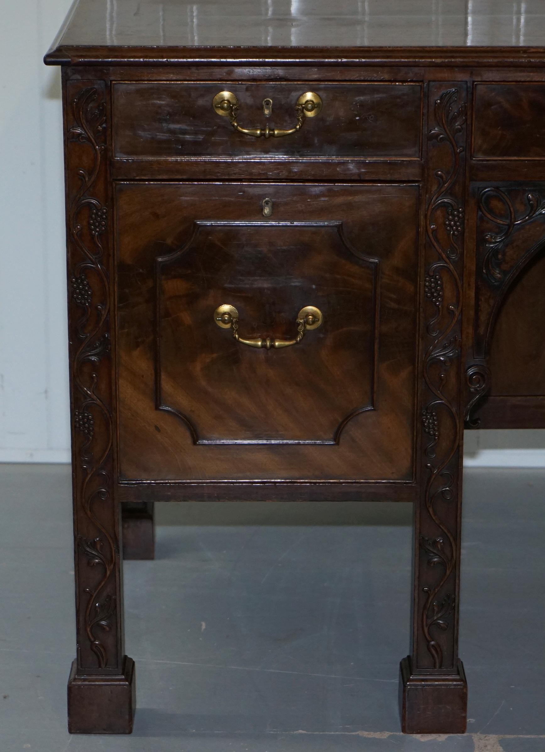 Viscountess Boyd's Ince Castle Rare George III Hardwood Sideboard Chippendale For Sale 2