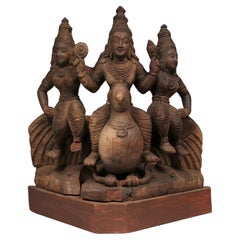 Vishnu sobre pavo real con asistentes, sur de la India, principios o mediados del siglo XX