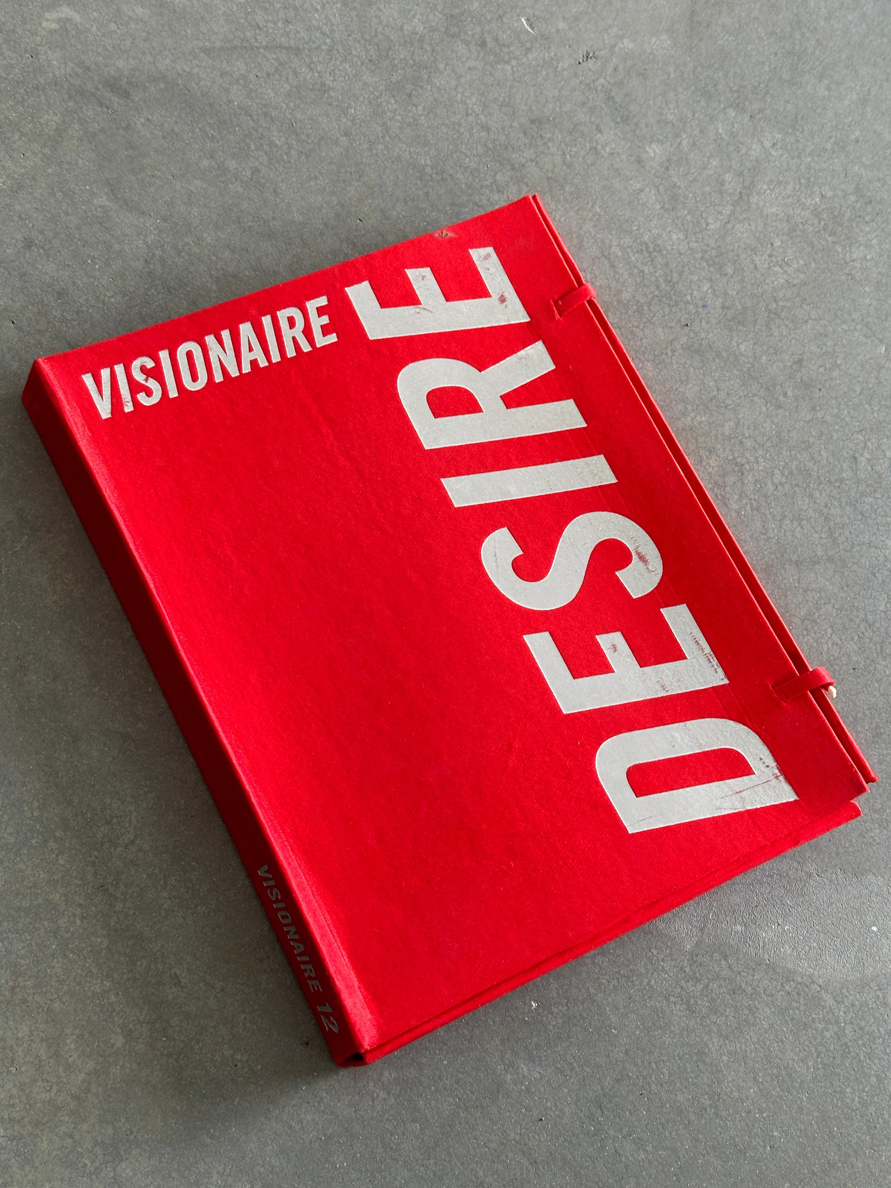 Extrait du site web de Visionaire :

12 DESIRE est notre collaboration avec DIFFA, Design Industries Foundation Fighting AIDS. Le marchand d'art Paul Morris nous a aidés à rassembler toutes les œuvres d'art originales imprimées dans le numéro, qui