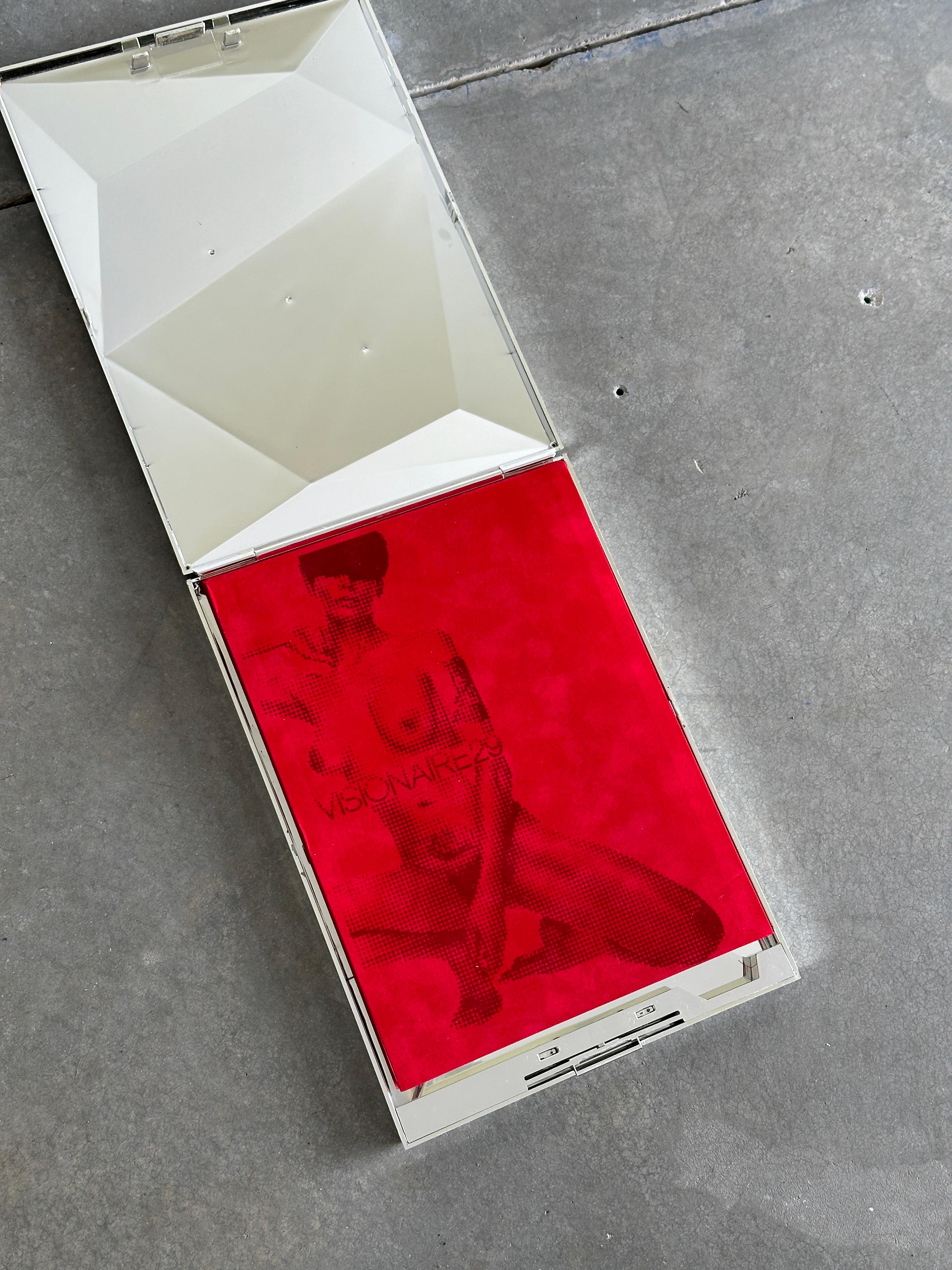 Paper VISIONAIRE 29: Woman (3494/6000) For Sale