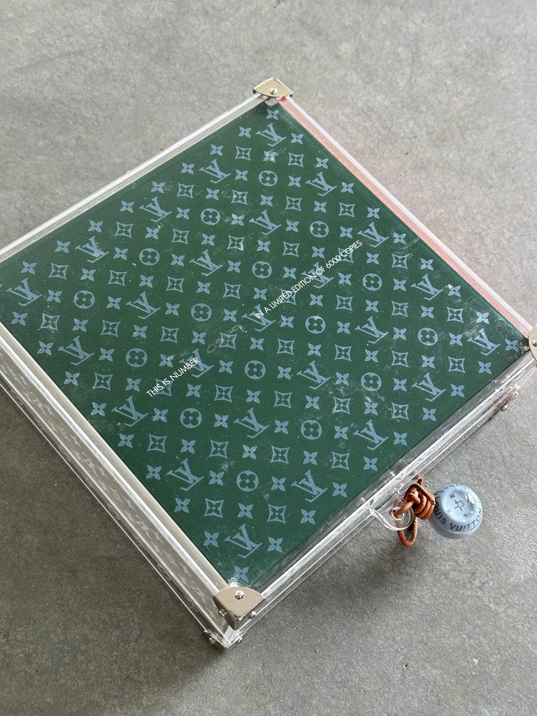 VISIONAIRE 30: Game Louis Vuitton Italy (0929/6000) For Sale at
