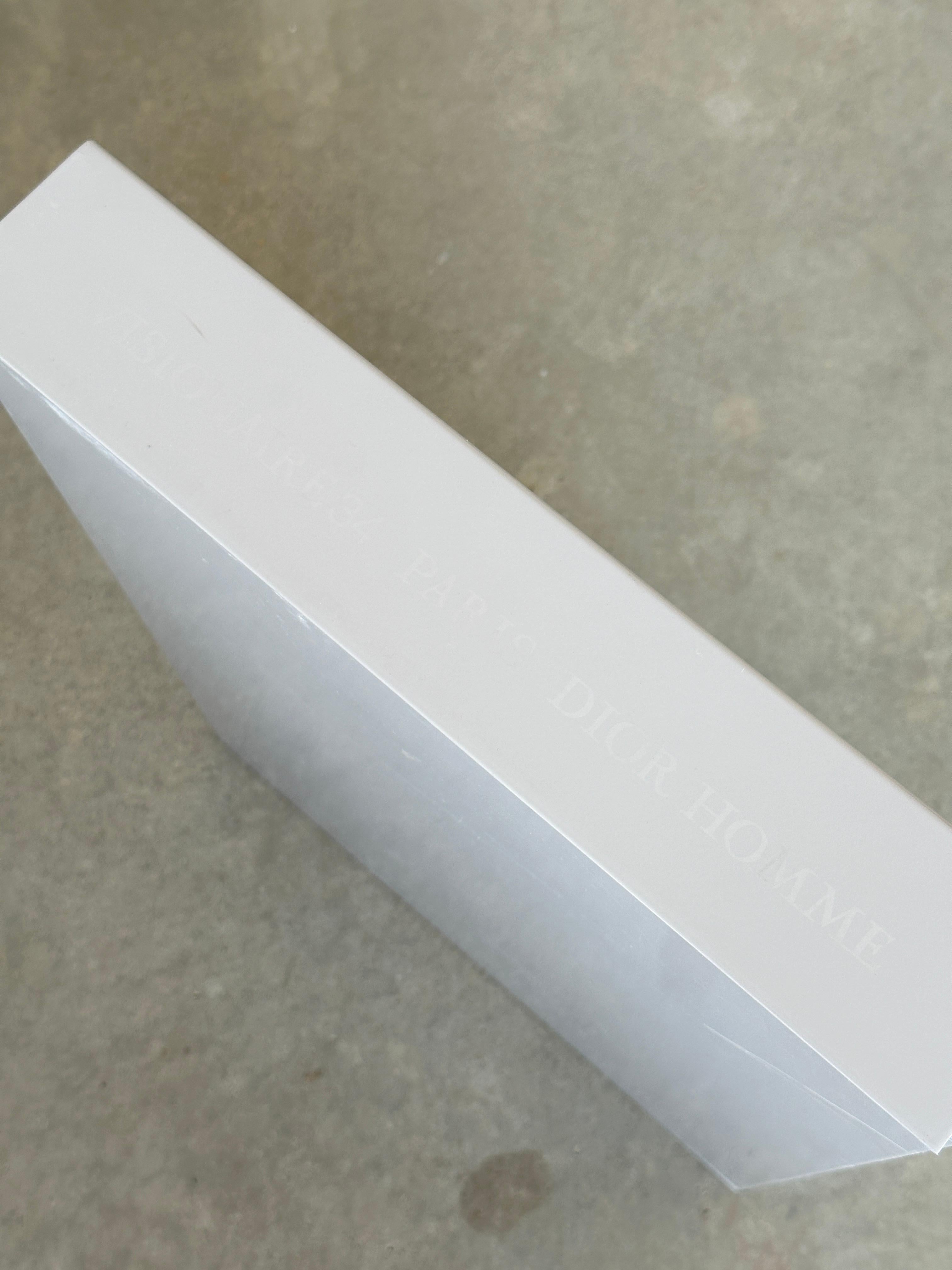 Contemporary VISIONAIRE 34: Paris Hedi Slimane for Dior Homme (0822/6000) (shrink wrapped) For Sale
