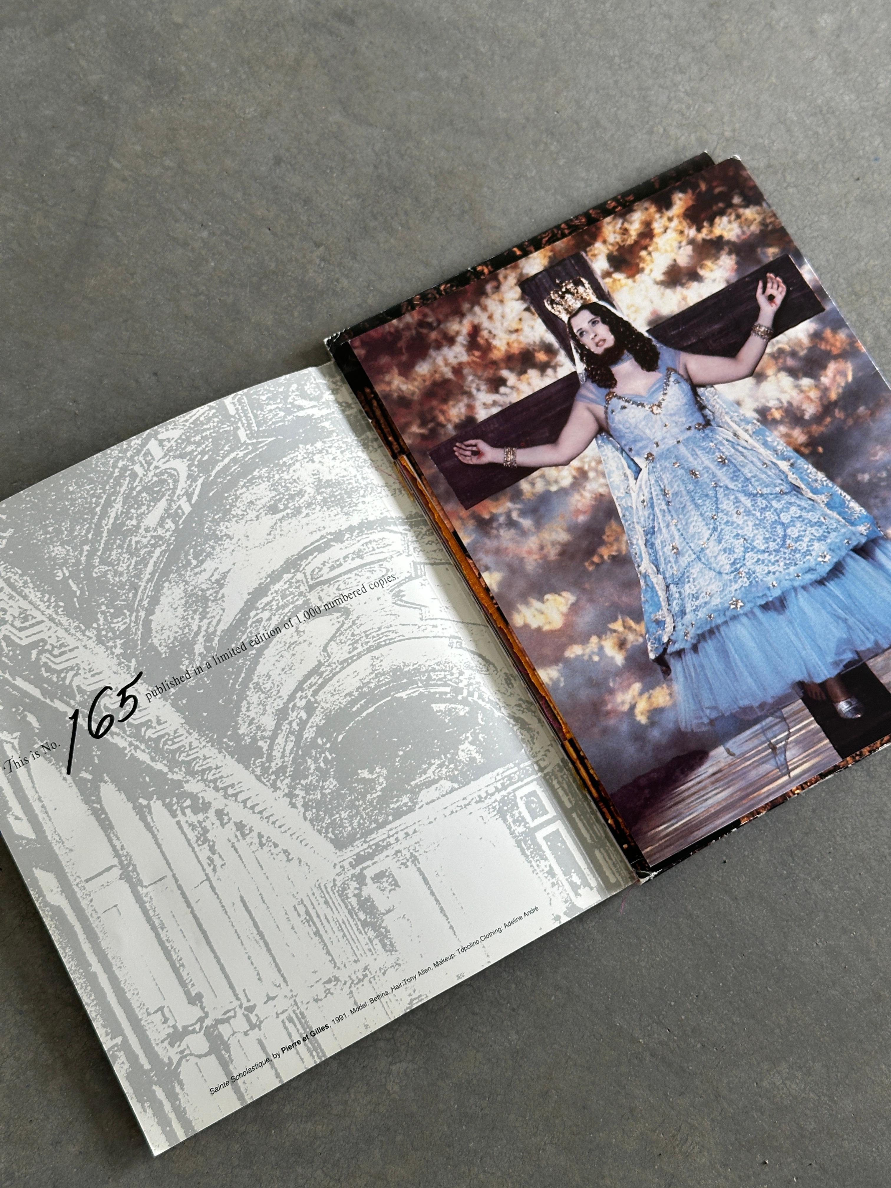 Paper VISIONAIRE 4: Heaven (165/1000) For Sale